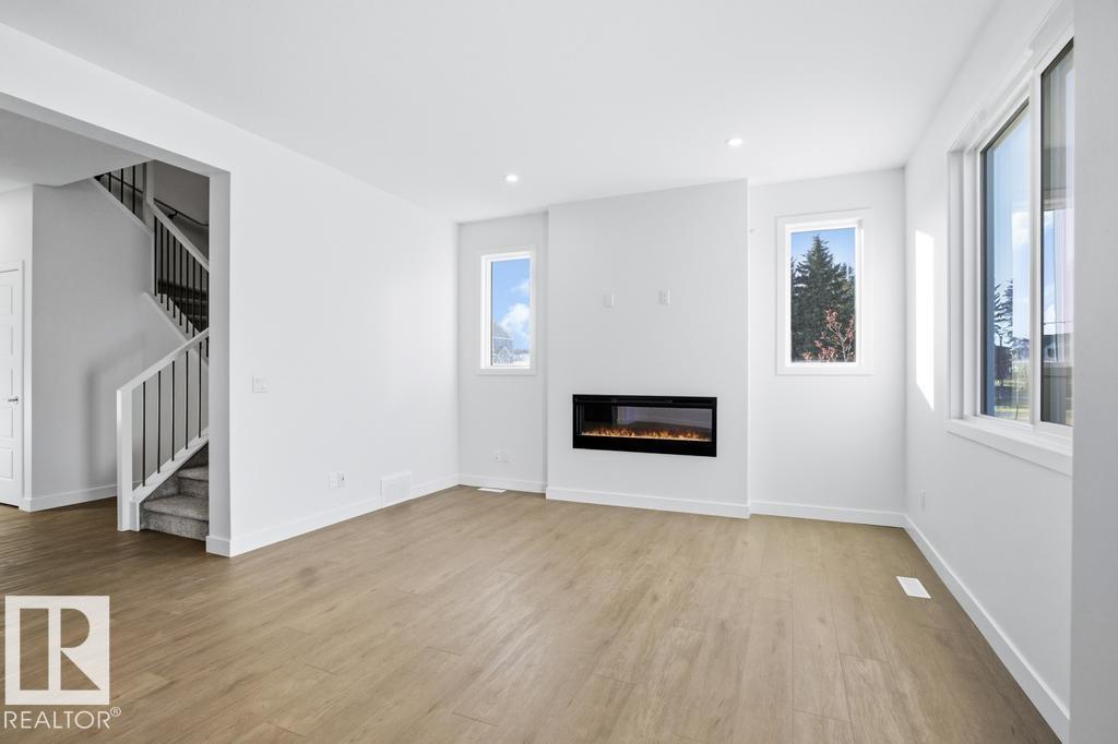 Photo 9 at 4418 Cooke Way SW, Chappelle Area, Edmonton