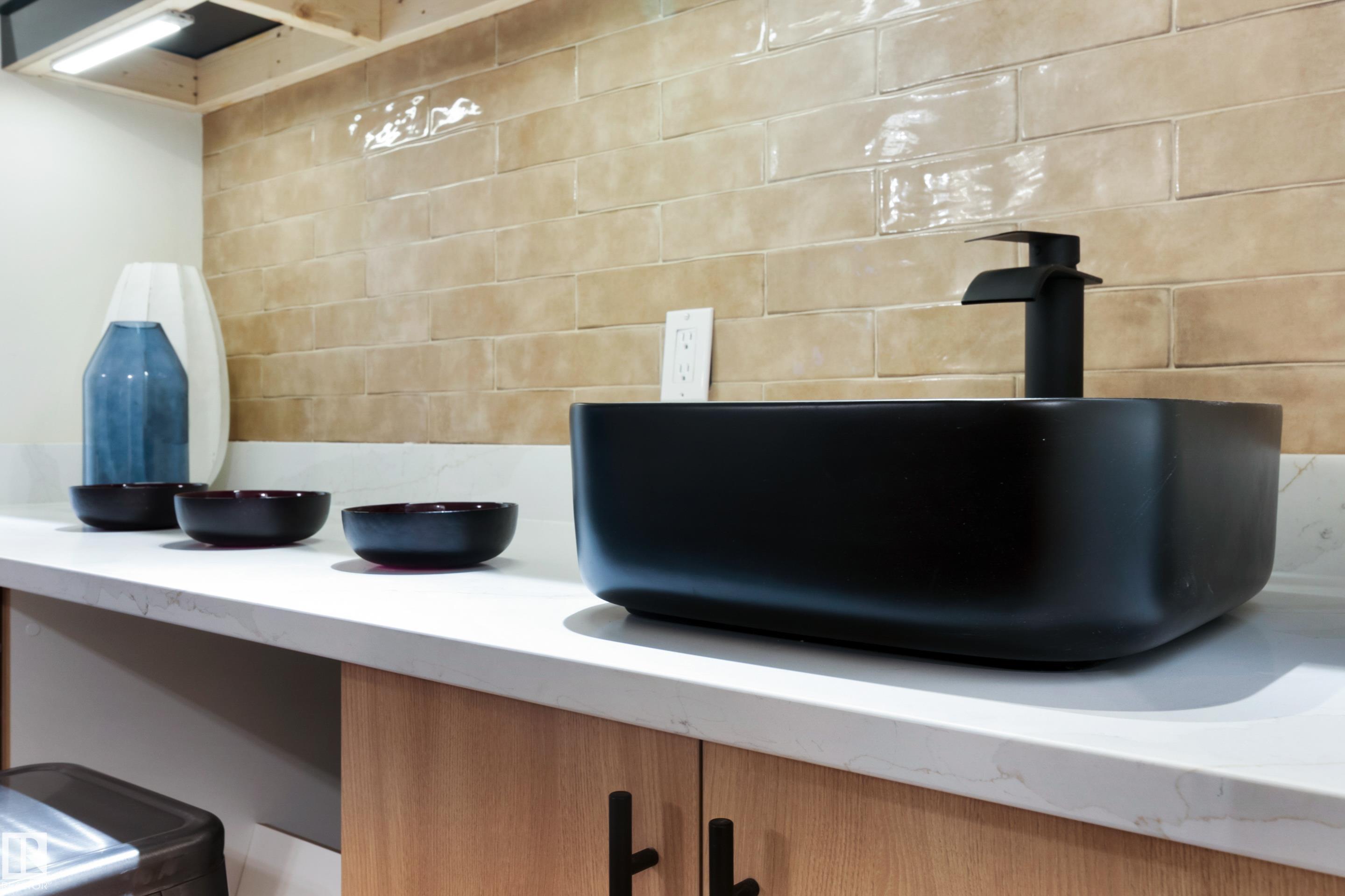 Photo 24 at 32 Woodcrest Avenue, Woodlands, St. Albert