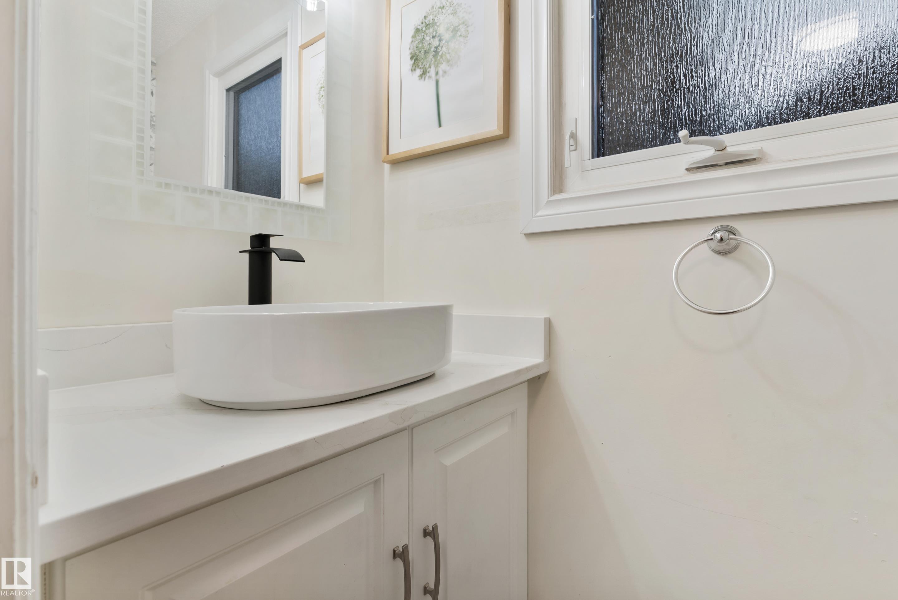 Photo 26 at 32 Woodcrest Avenue, Woodlands, St. Albert