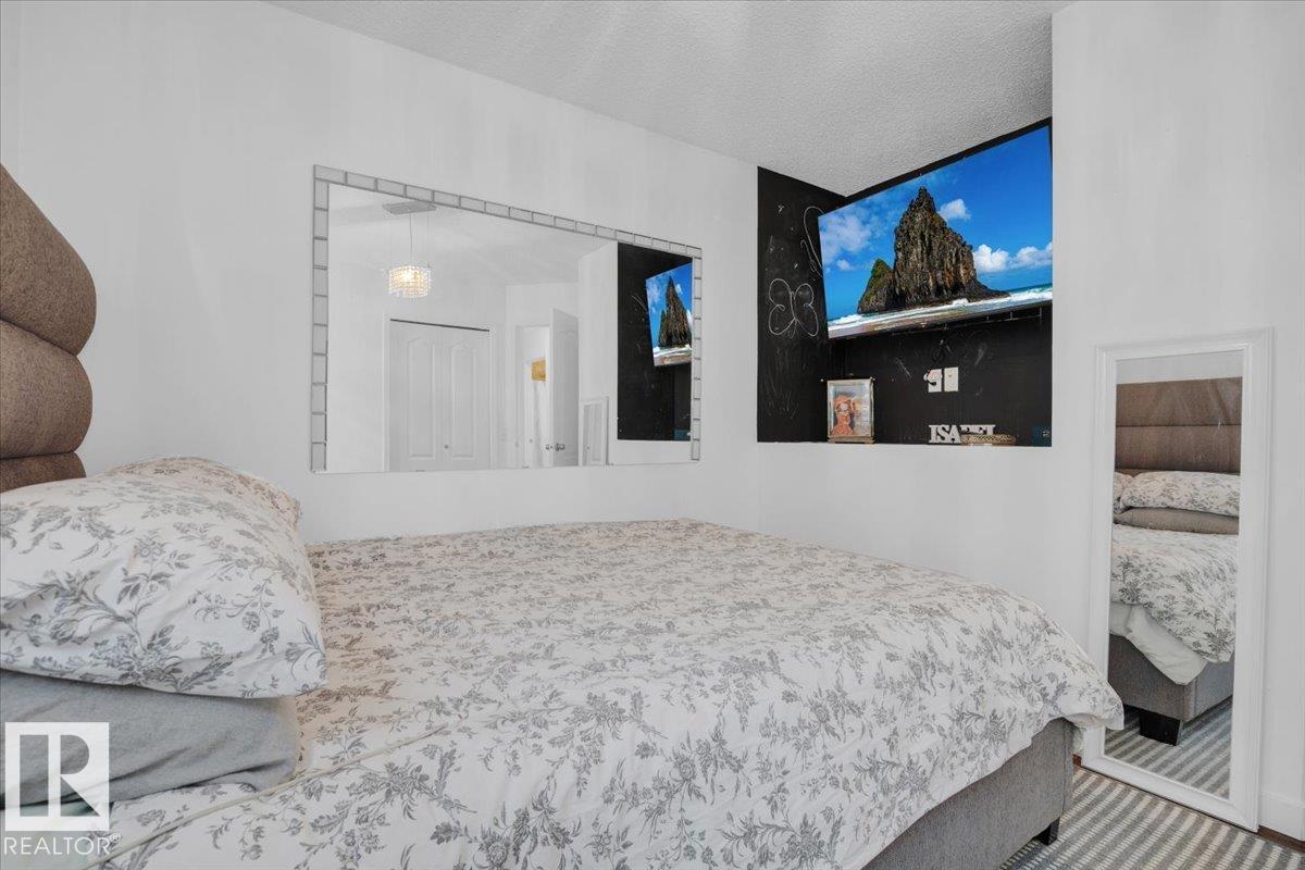 Photo 24 at 3635 44 Street NW, Kiniski Gardens, Edmonton