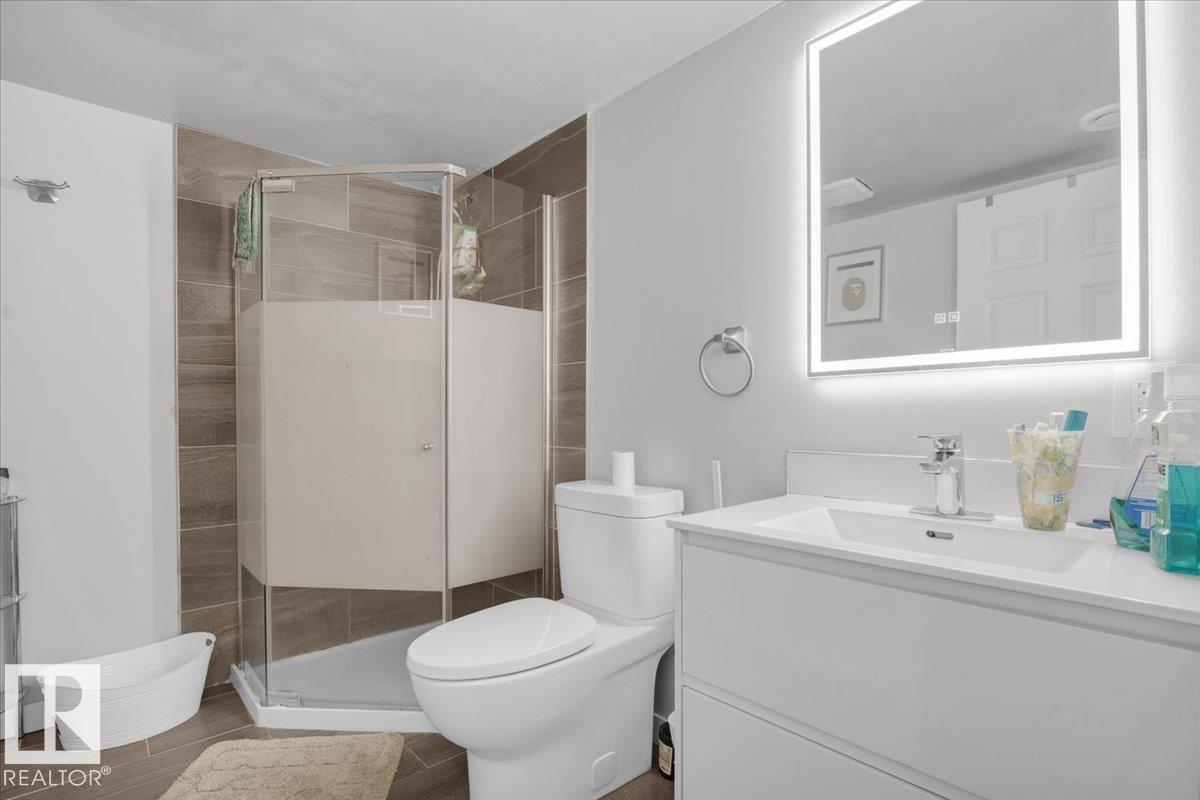 Photo 38 at 3635 44 Street NW, Kiniski Gardens, Edmonton