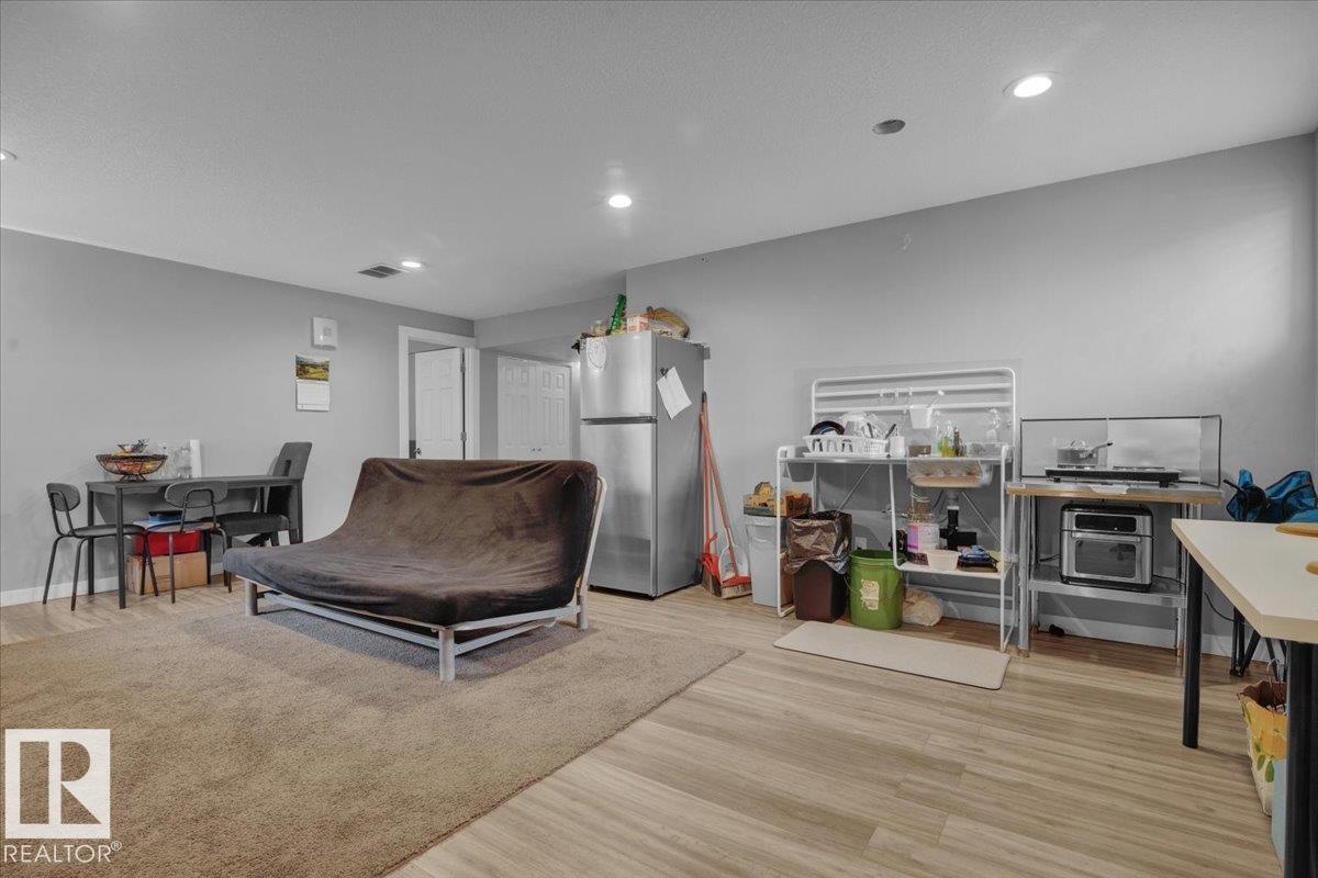 Photo 46 at 3635 44 Street NW, Kiniski Gardens, Edmonton