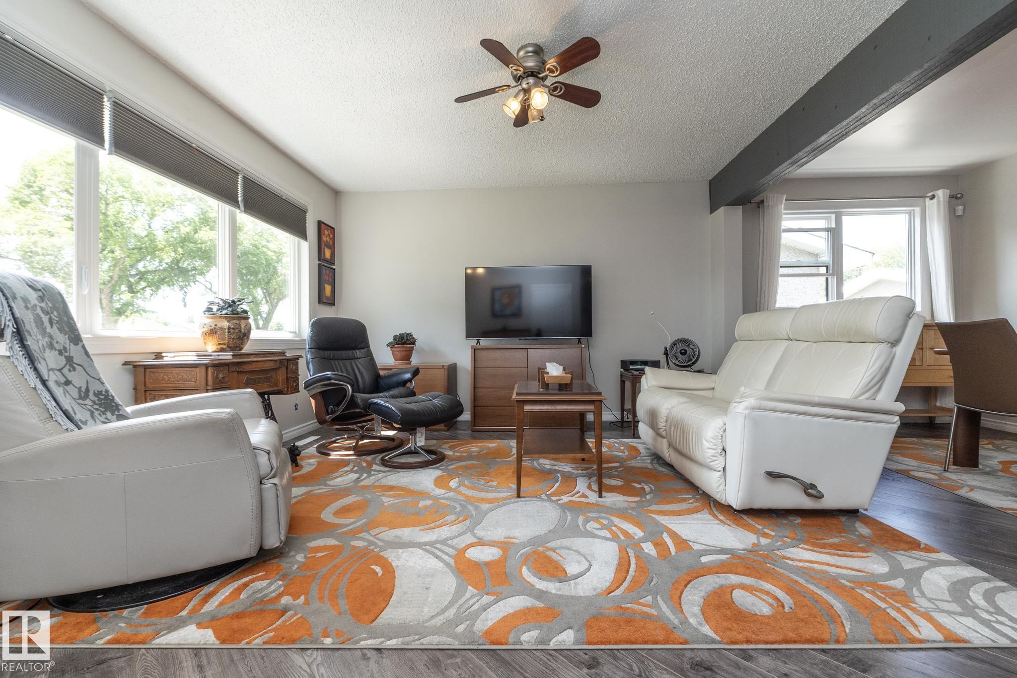 Photo 13 at 3418 120 Avenue NW, Beacon Heights, Edmonton