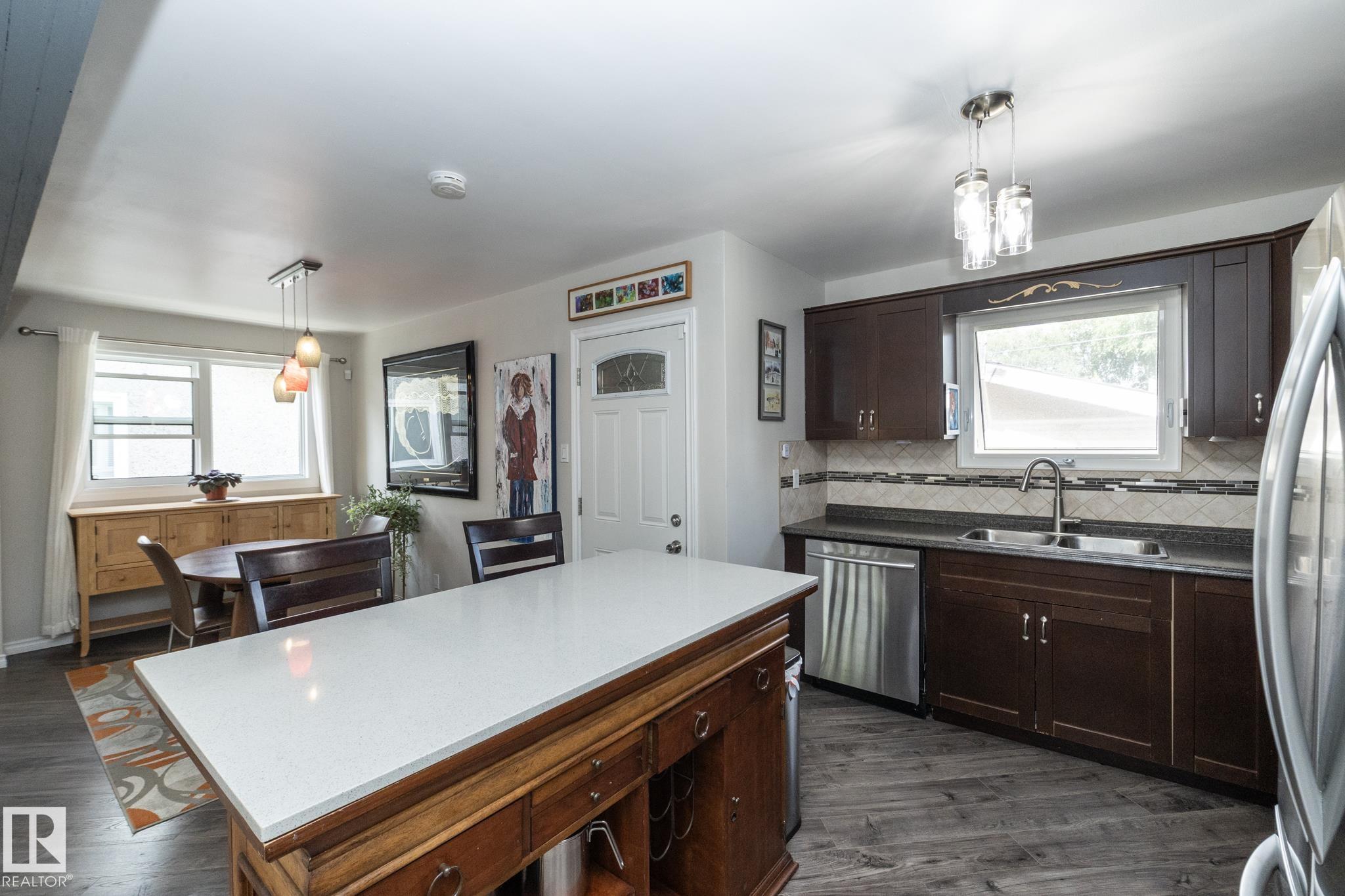 Photo 15 at 3418 120 Avenue NW, Beacon Heights, Edmonton