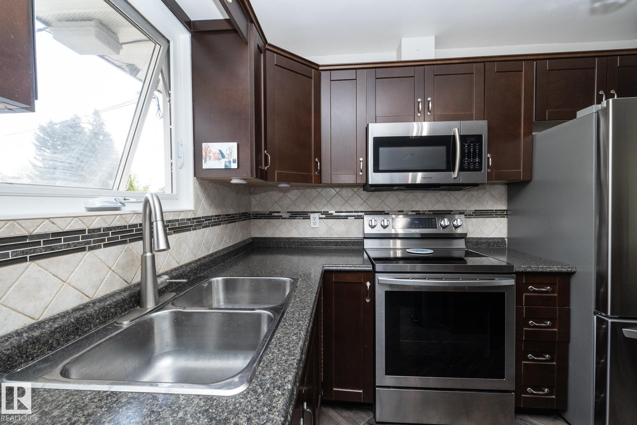 Photo 20 at 3418 120 Avenue NW, Beacon Heights, Edmonton