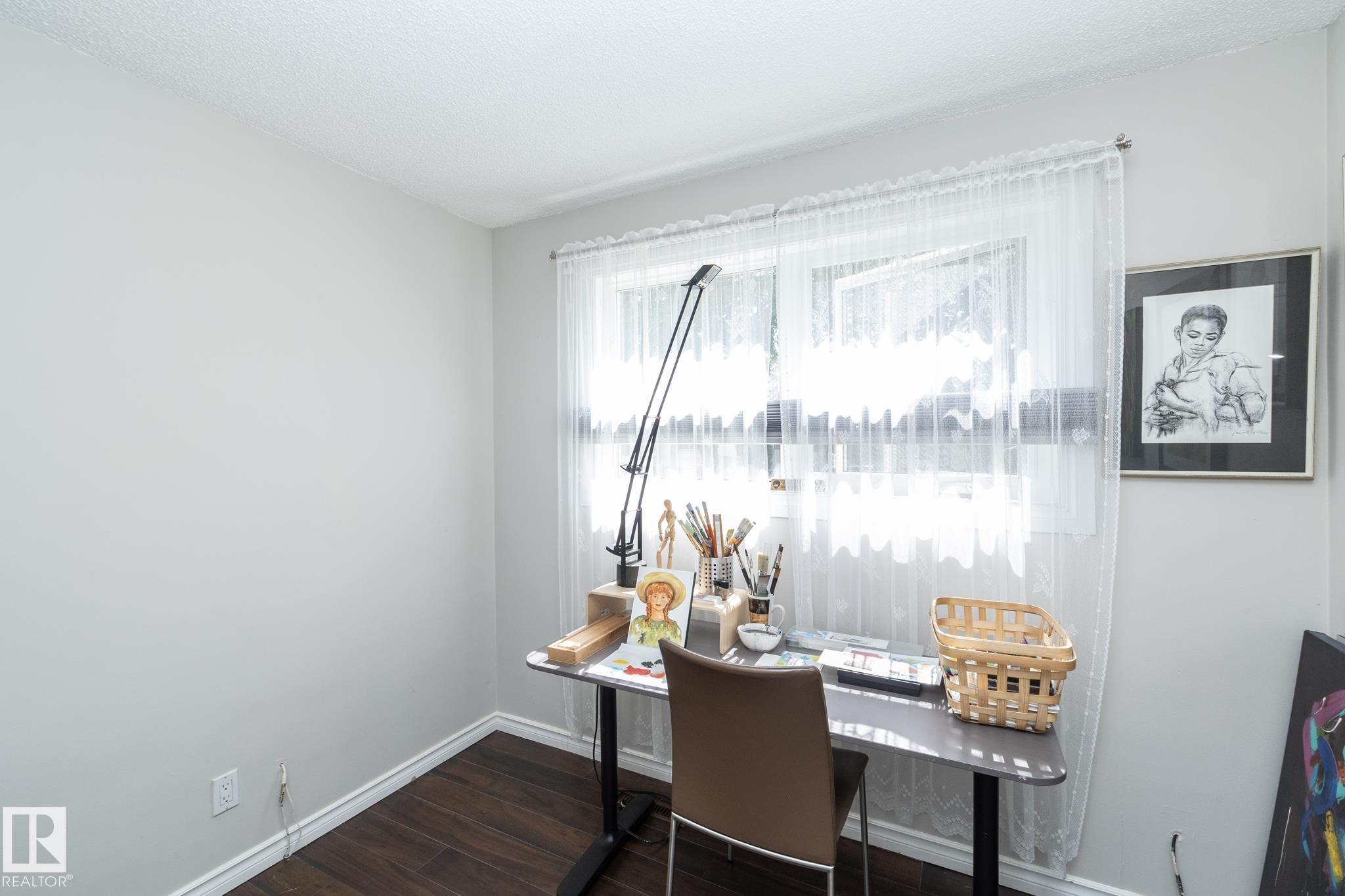 Photo 31 at 3418 120 Avenue NW, Beacon Heights, Edmonton