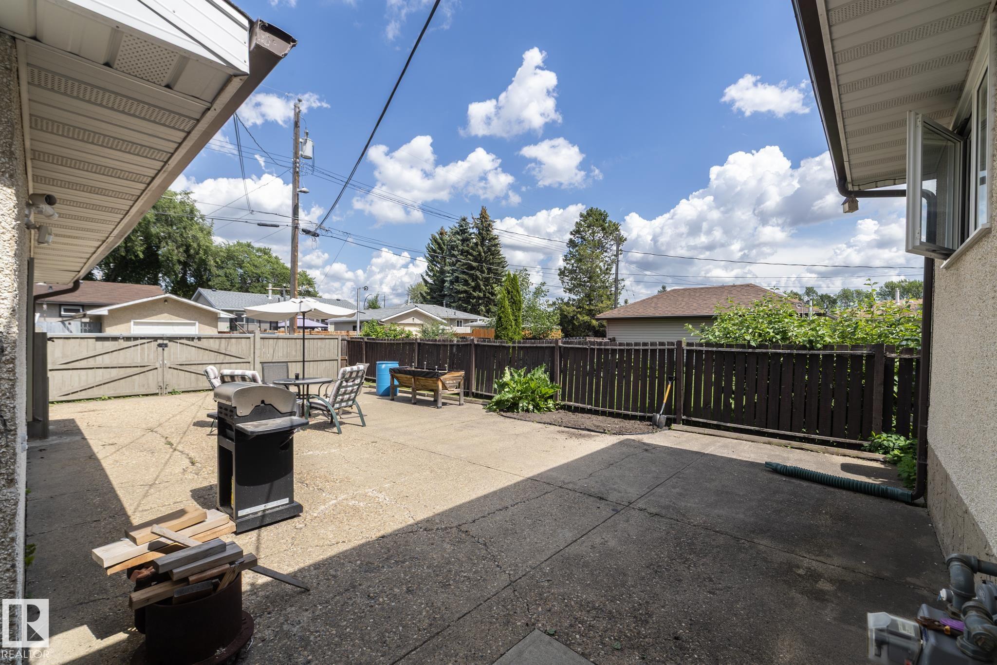 Photo 57 at 3418 120 Avenue NW, Beacon Heights, Edmonton