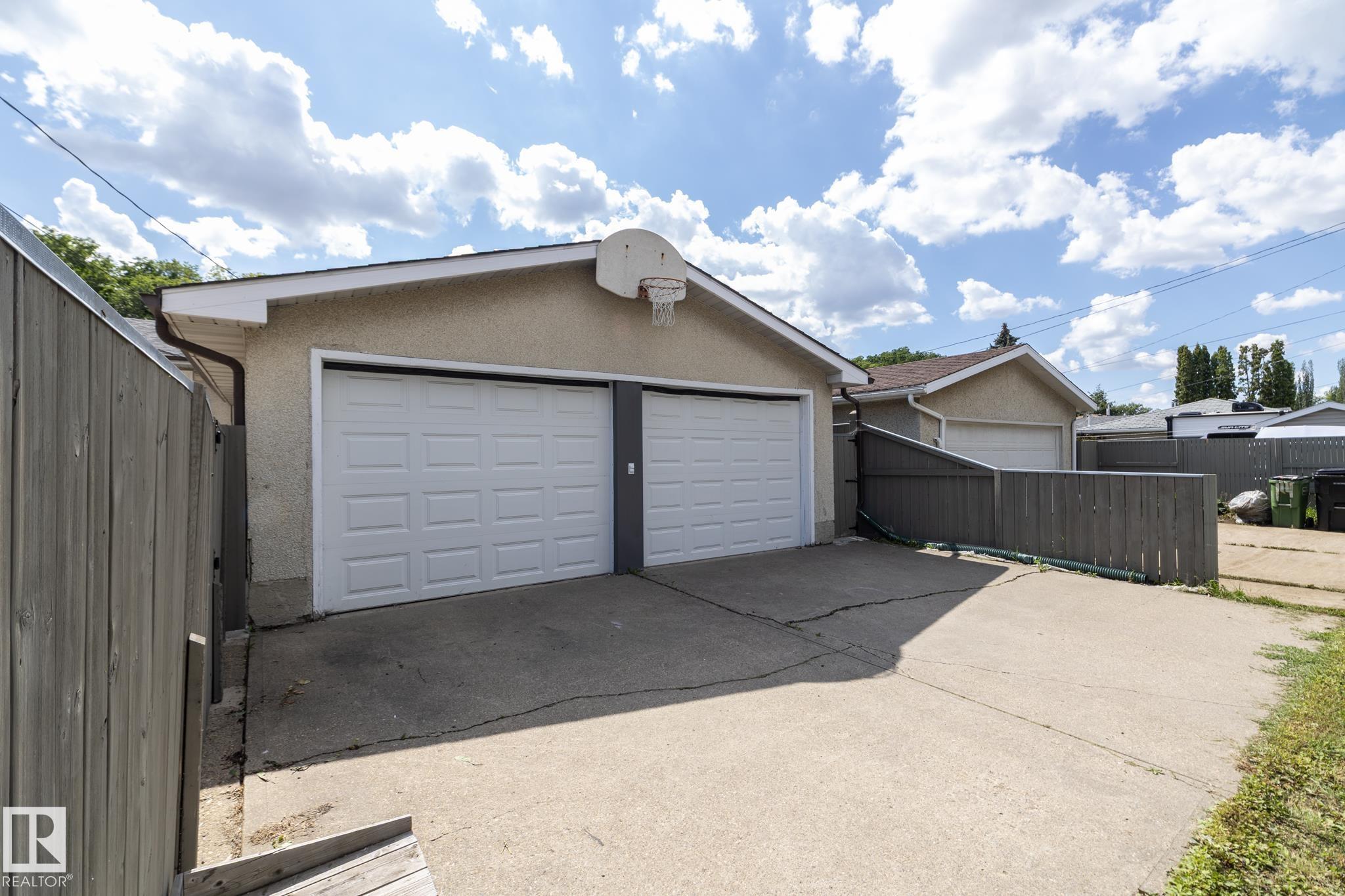 Photo 67 at 3418 120 Avenue NW, Beacon Heights, Edmonton