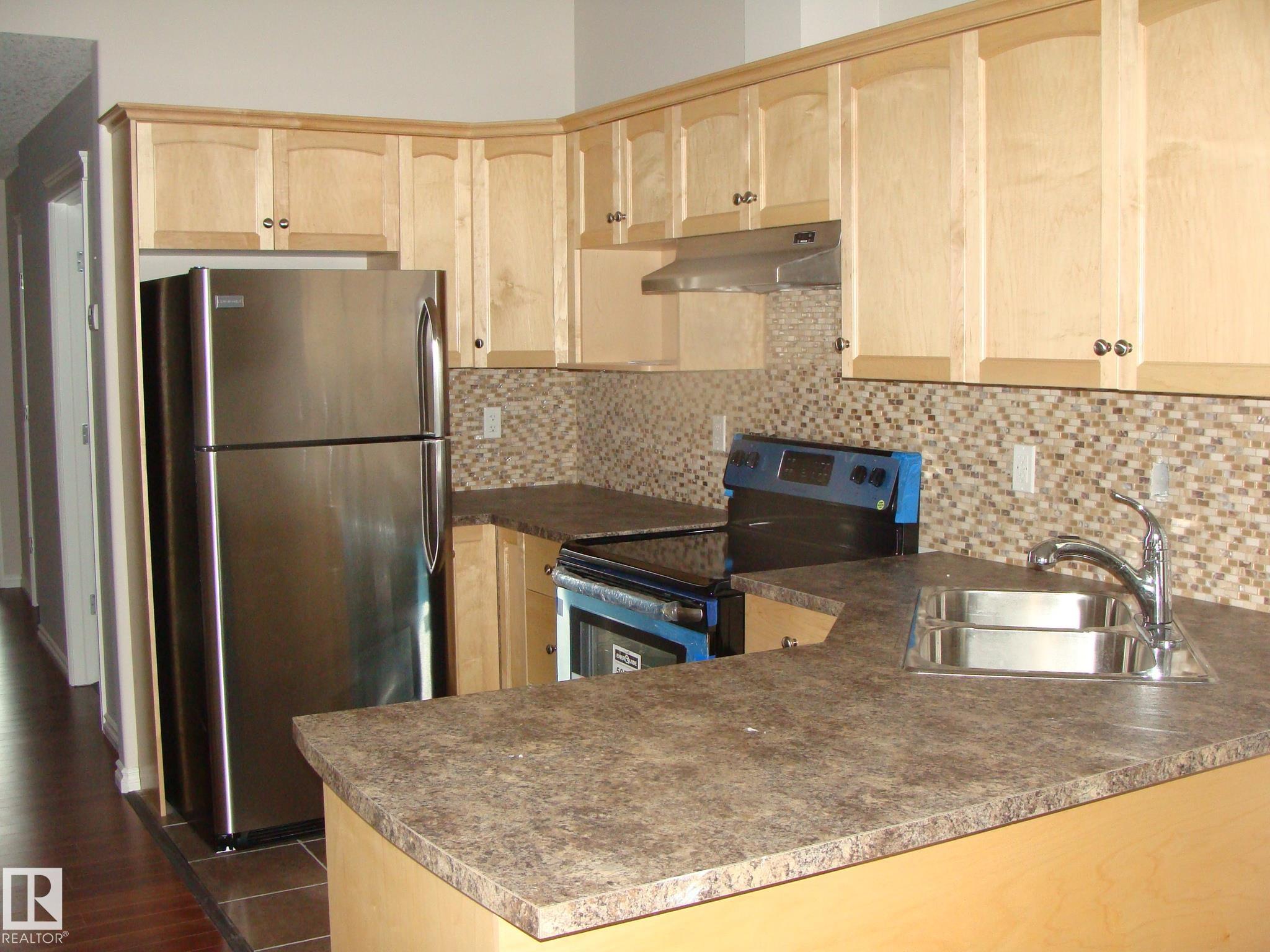 Photo 6 at 12124 122 Street NW, Prince Charles, Edmonton