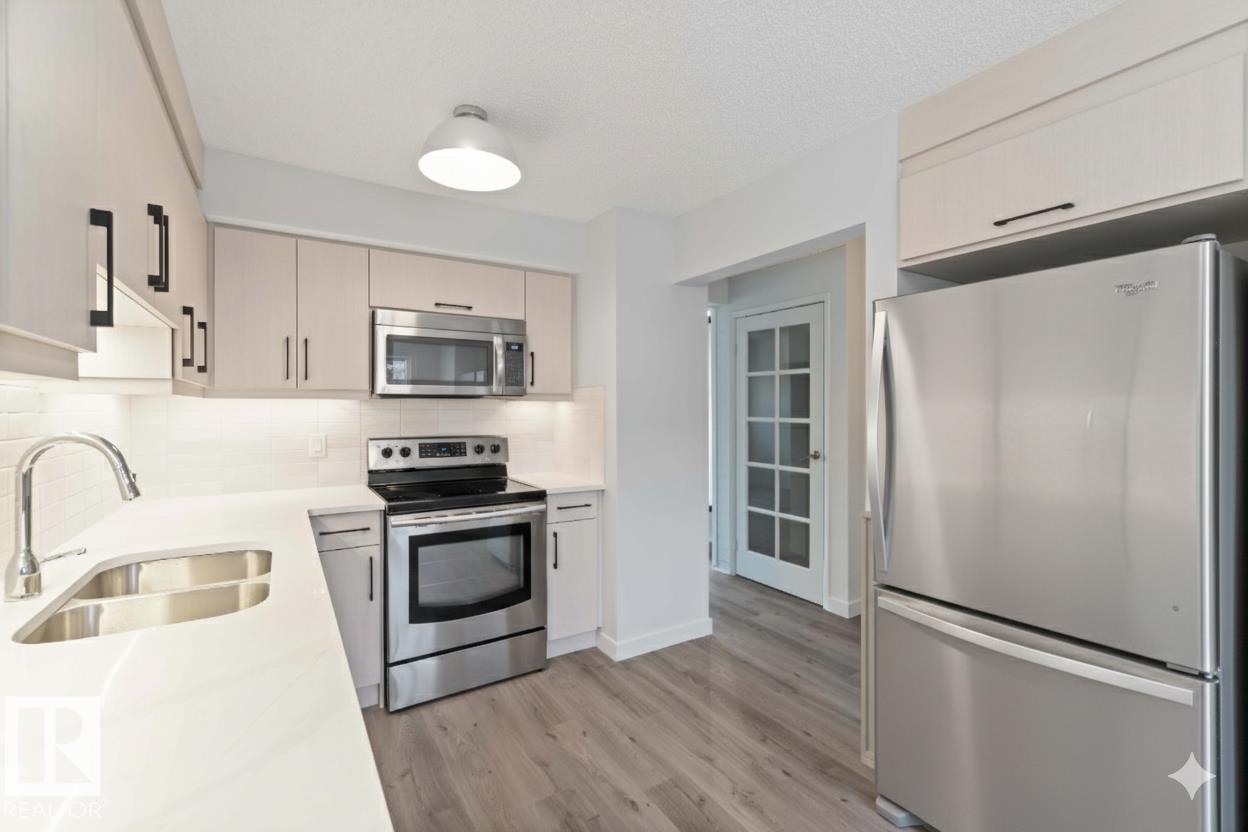 Photo 11 at 1281 Hooke Road NW, Overlanders, Edmonton