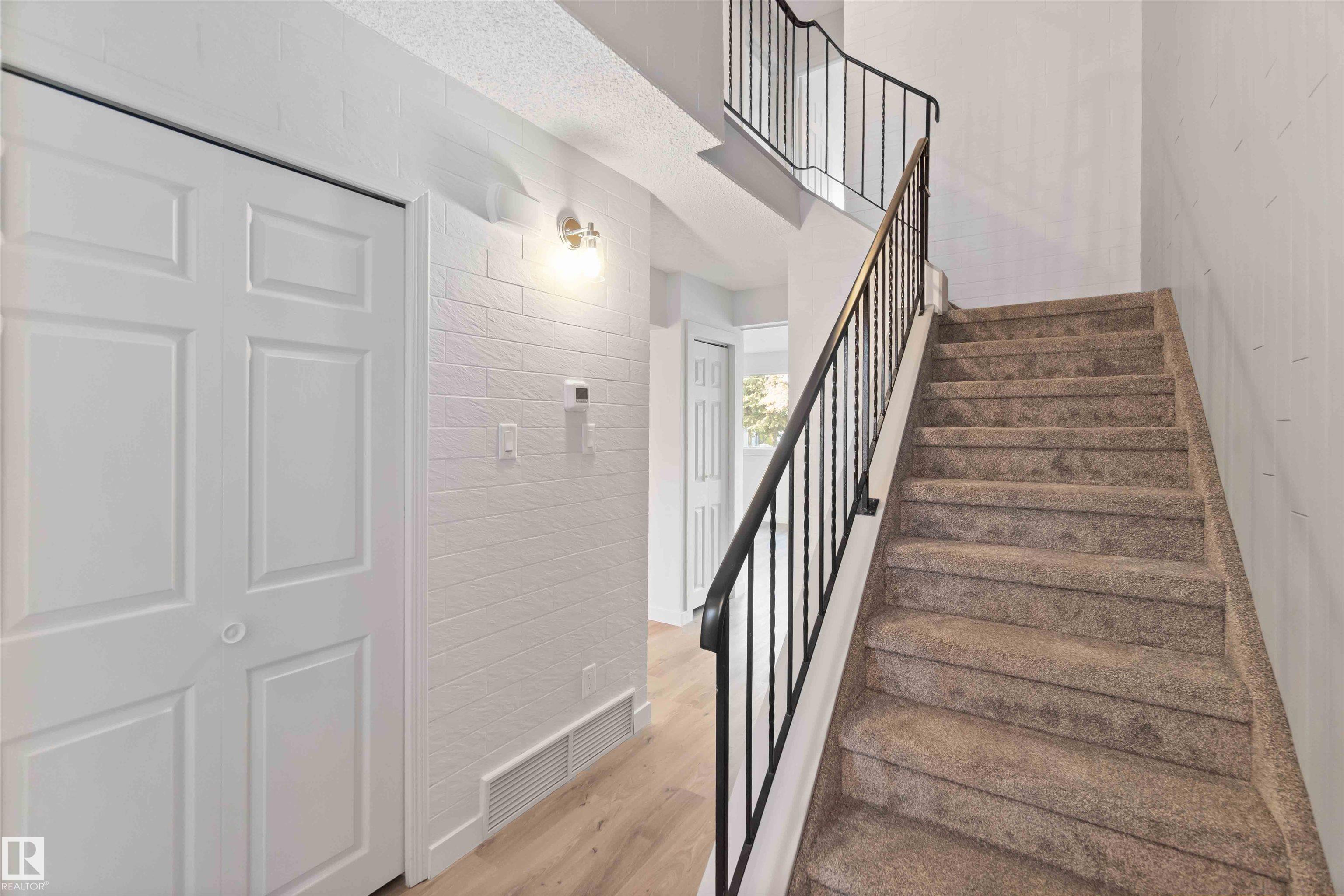 Photo 38 at 1281 Hooke Road NW, Overlanders, Edmonton