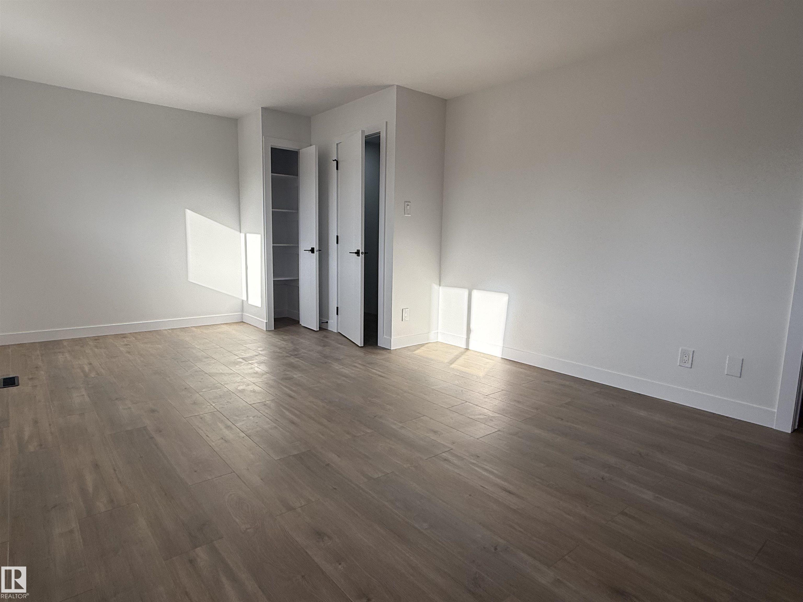 Photo 16 at 713 Village On The Green NW, York, Edmonton