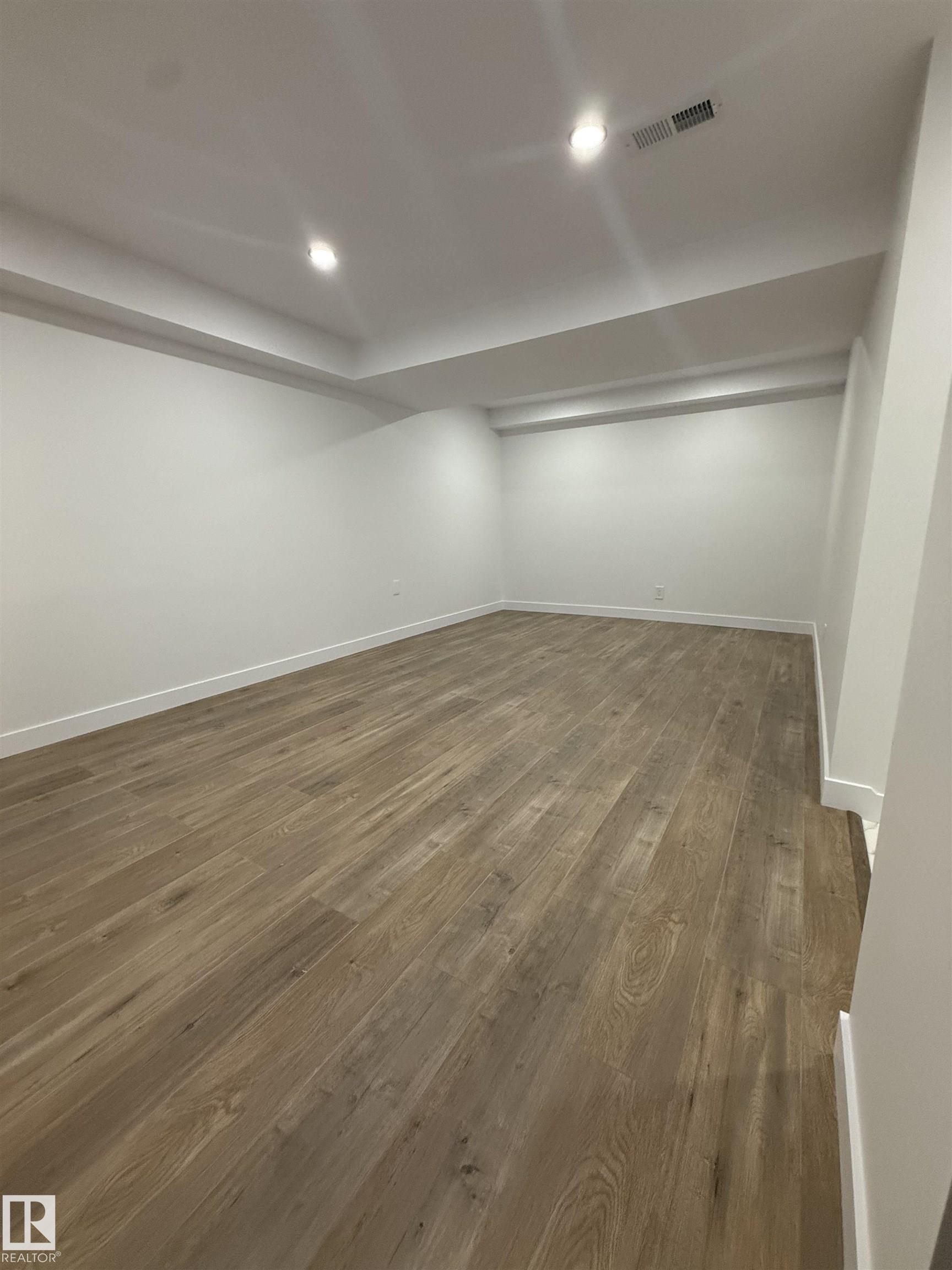 Photo 19 at 713 Village On The Green NW, York, Edmonton