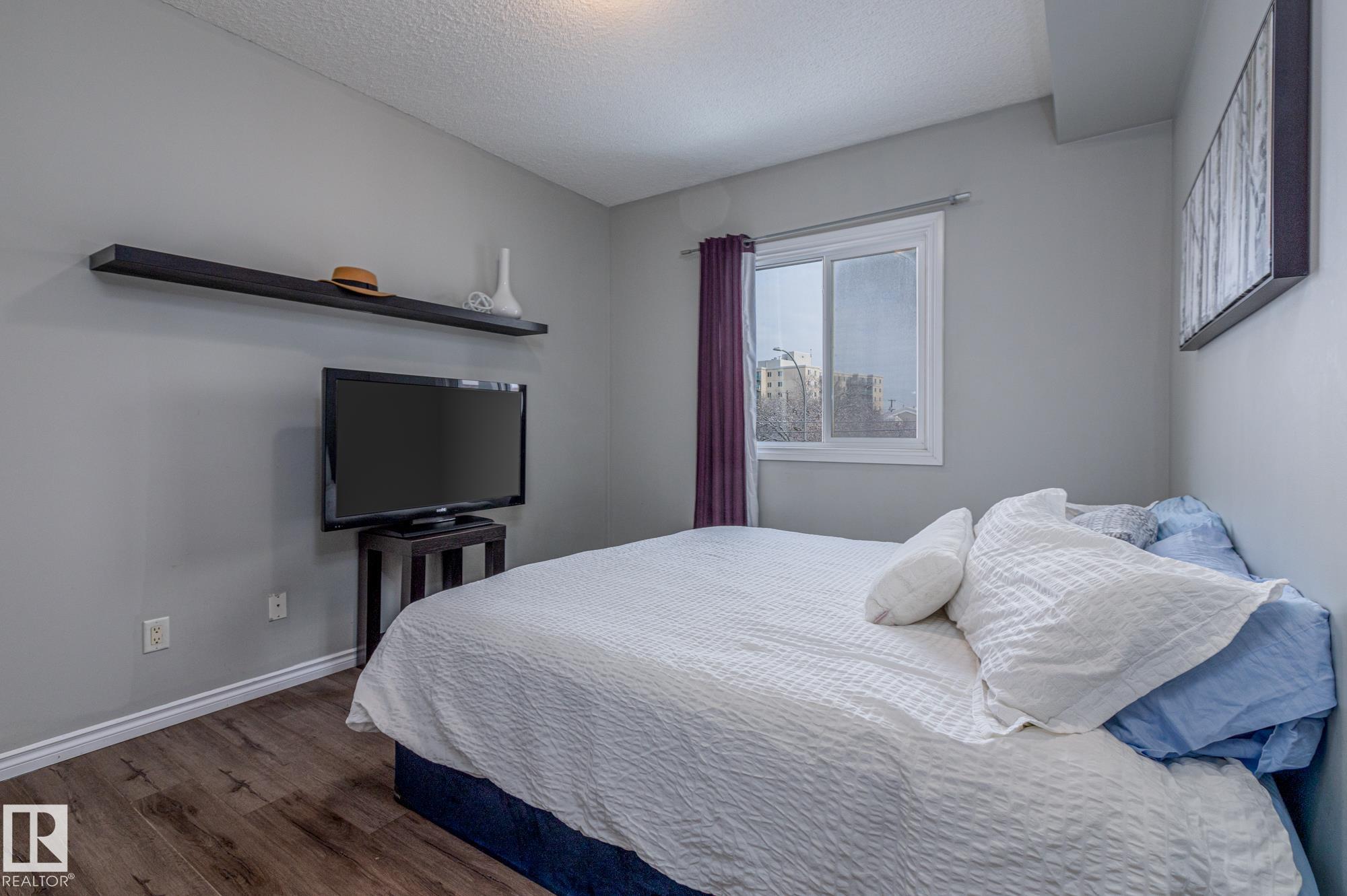 Photo 17 at 208 - 10118 95 Street NW, Boyle Street, Edmonton