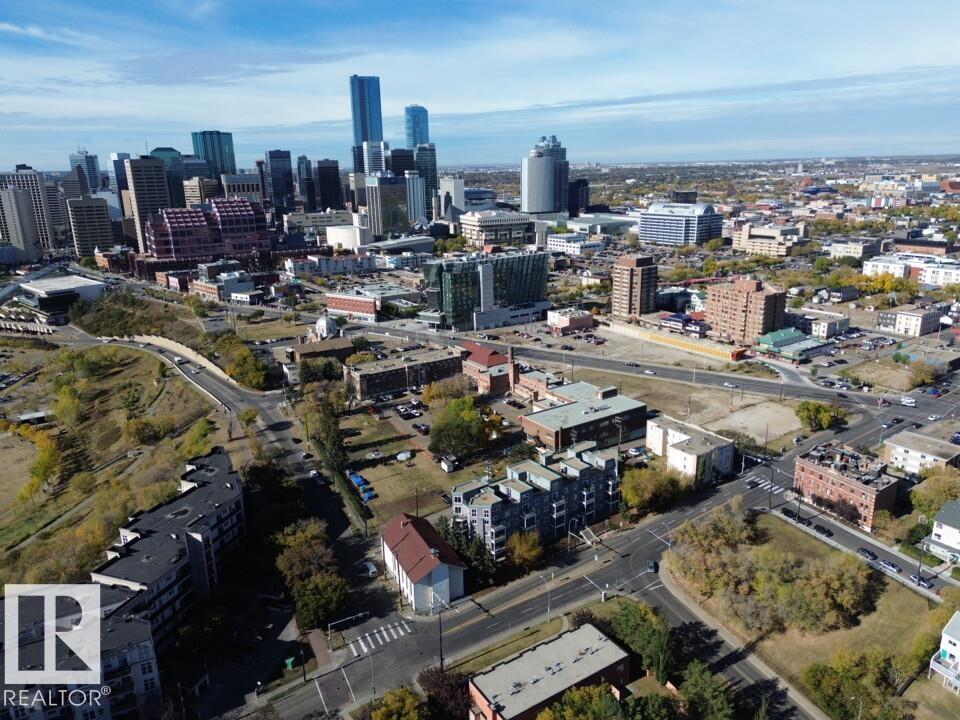 Photo 28 at 208 - 10118 95 Street NW, Boyle Street, Edmonton