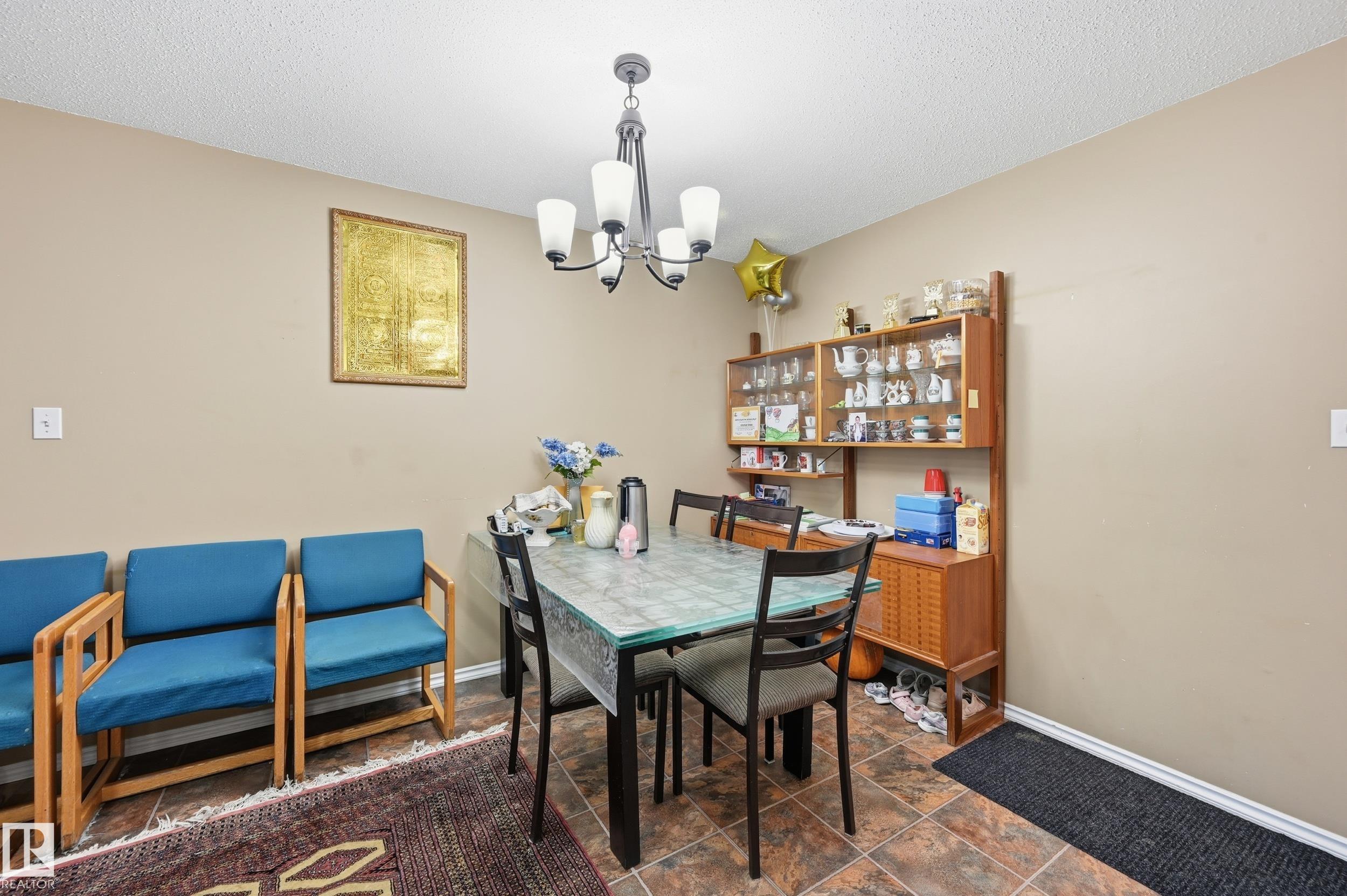 Photo 3 at 201 - 9010 106 Avenue NW, Boyle Street, Edmonton