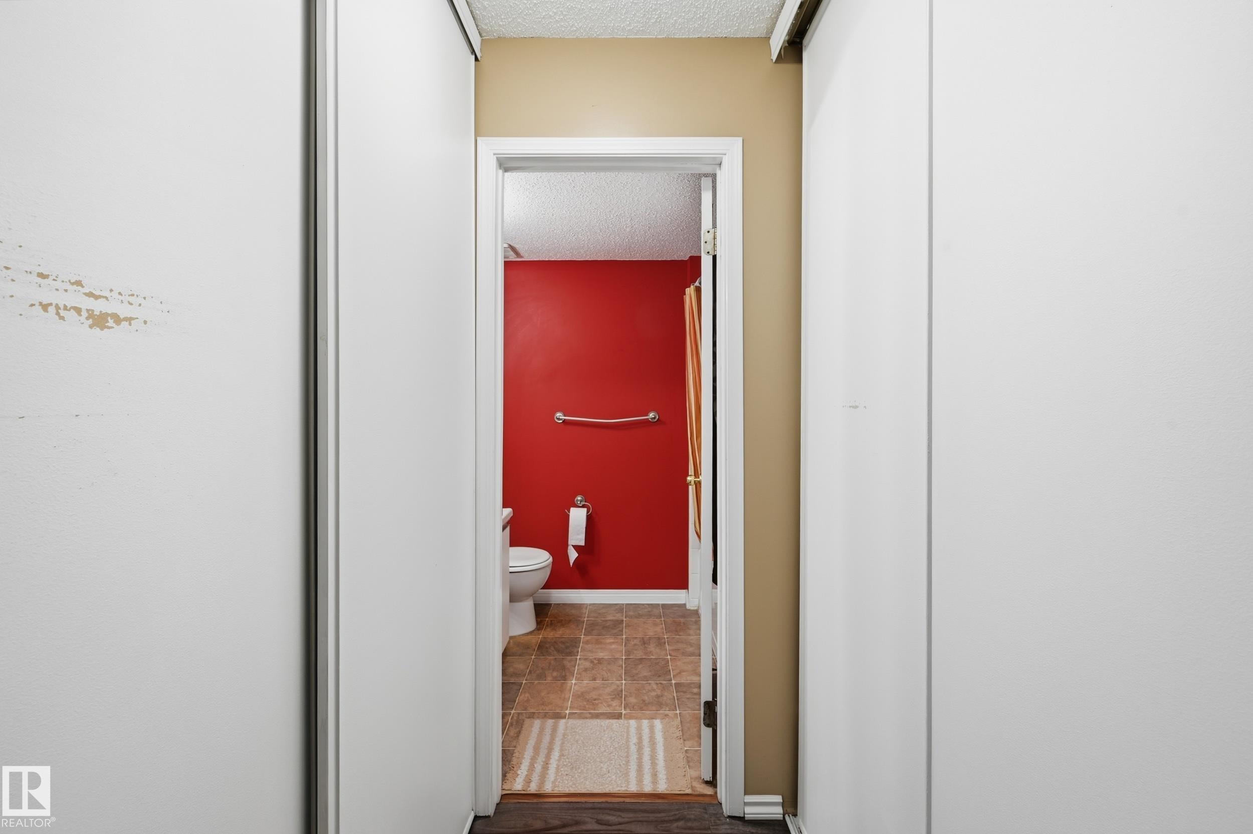 Photo 23 at 201 - 9010 106 Avenue NW, Boyle Street, Edmonton