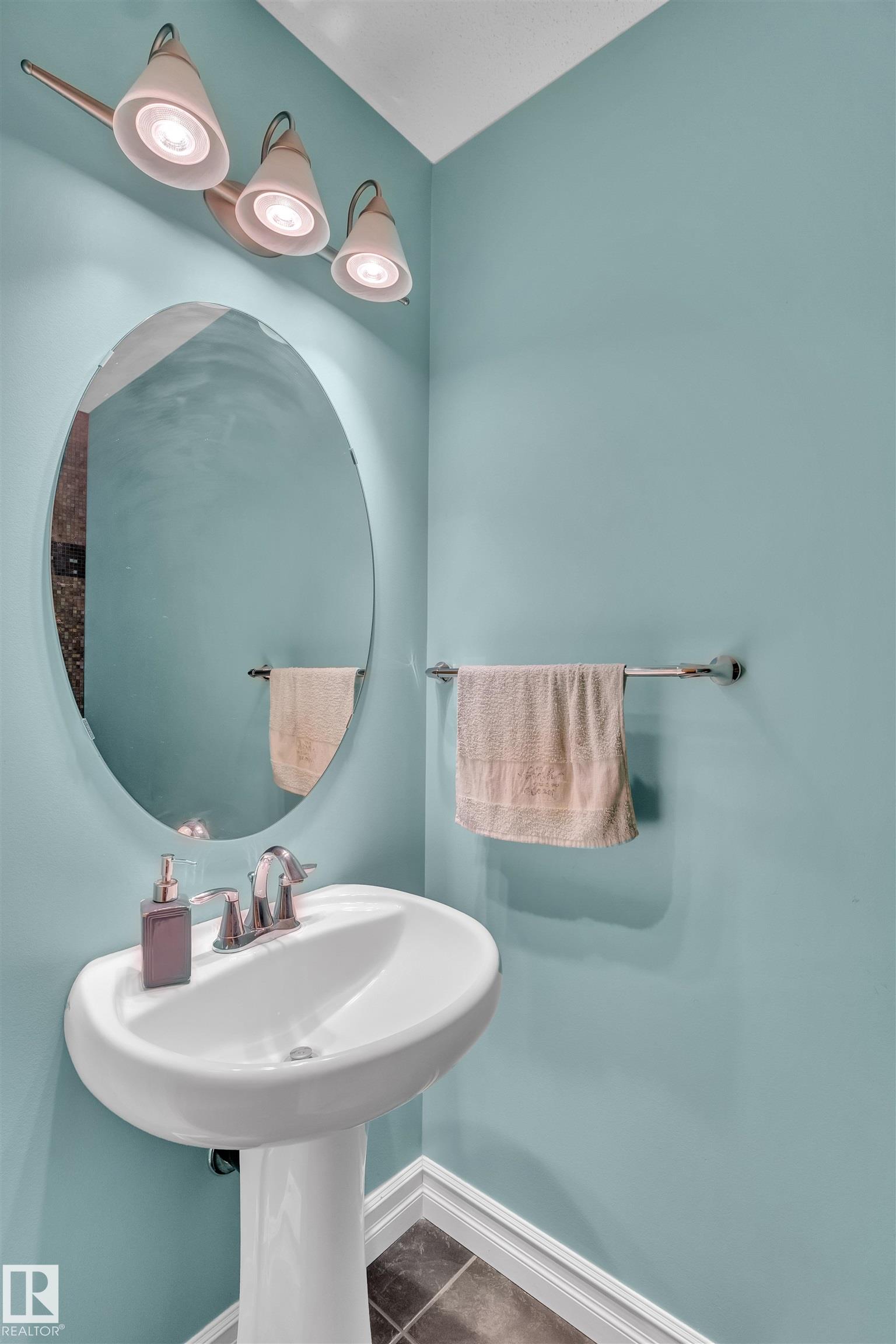 Photo 11 at 6123 11 Avenue SW, Walker, Edmonton