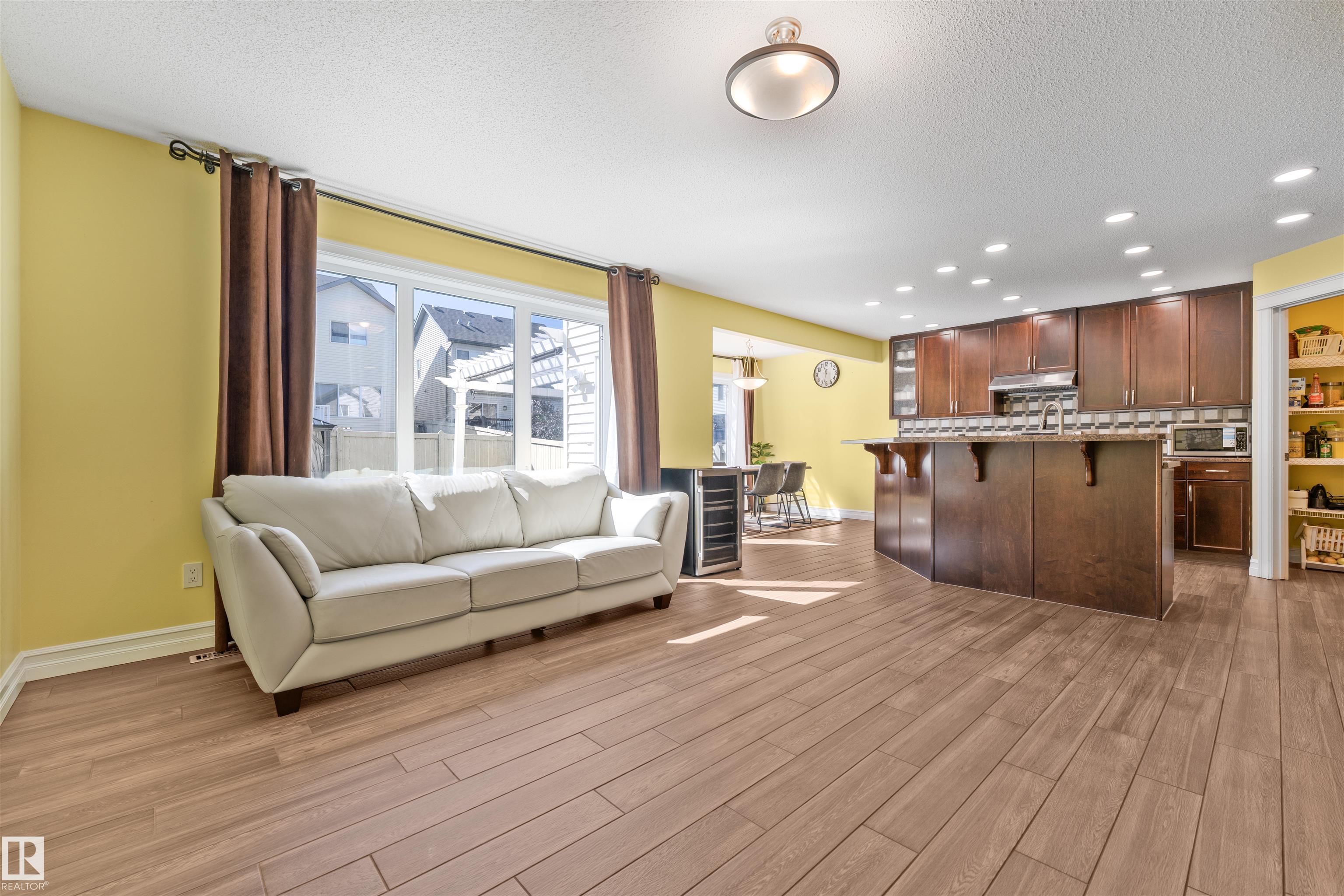 Photo 21 at 6123 11 Avenue SW, Walker, Edmonton