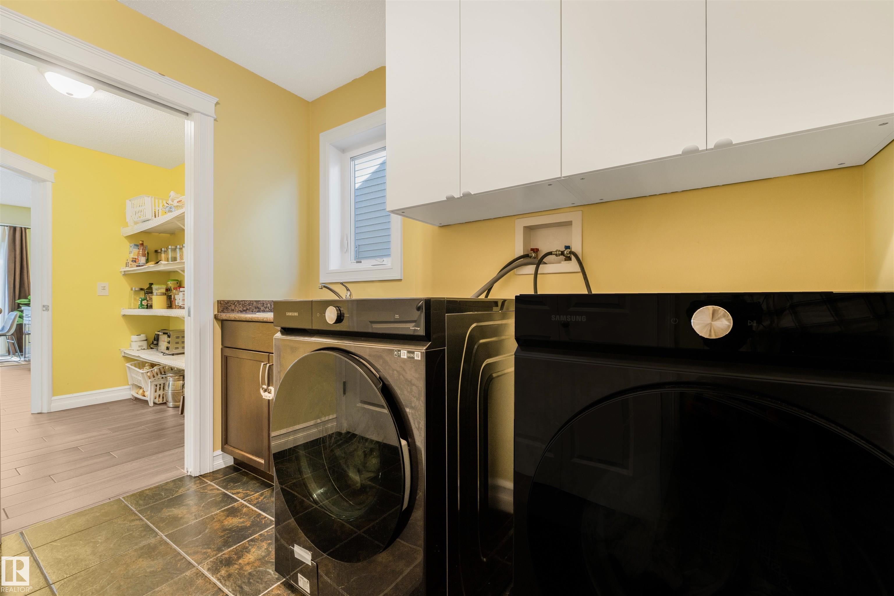 Photo 10 at 6123 11 Avenue SW, Walker, Edmonton