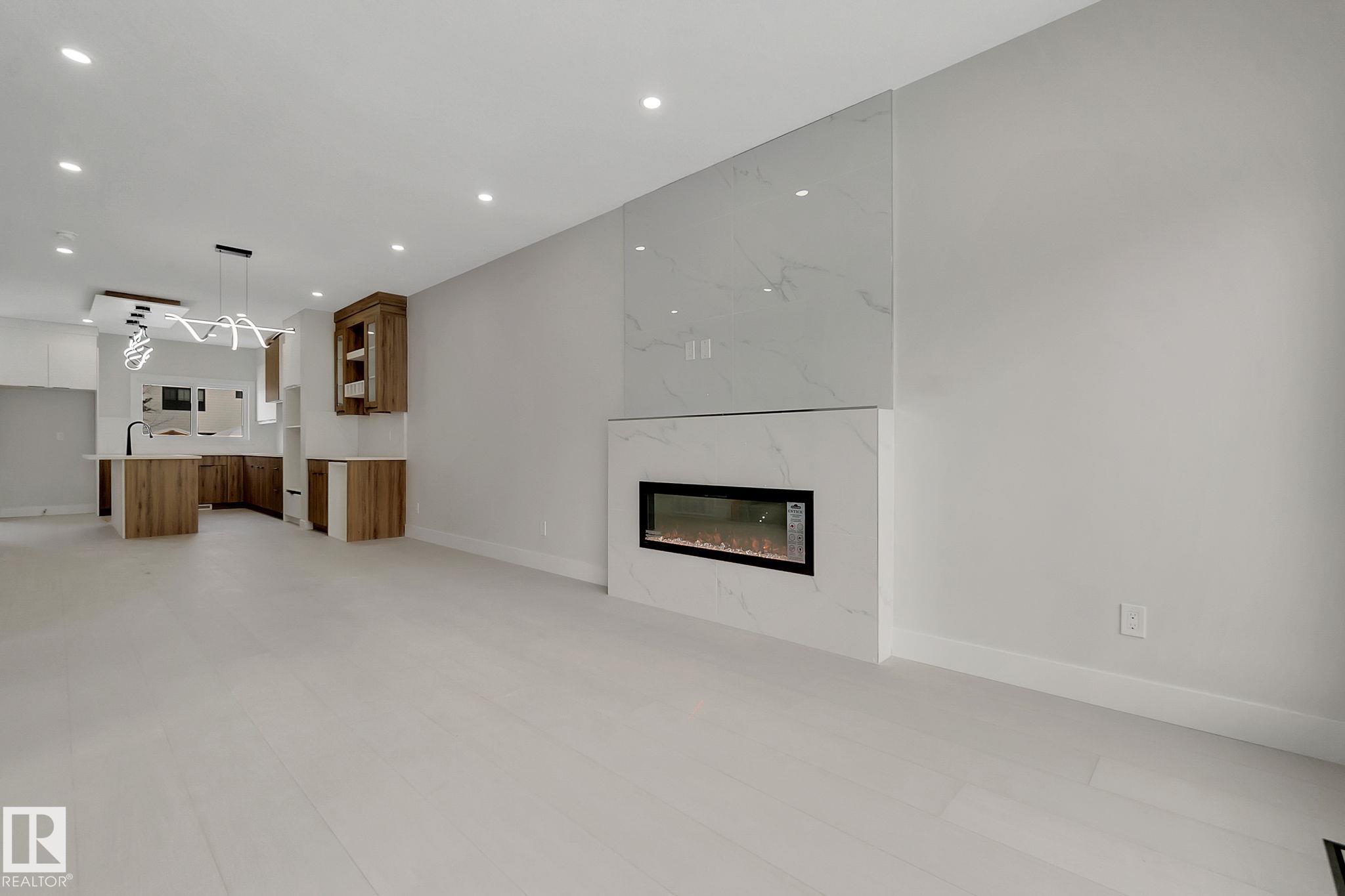 Picture for 11132 72 AV NW