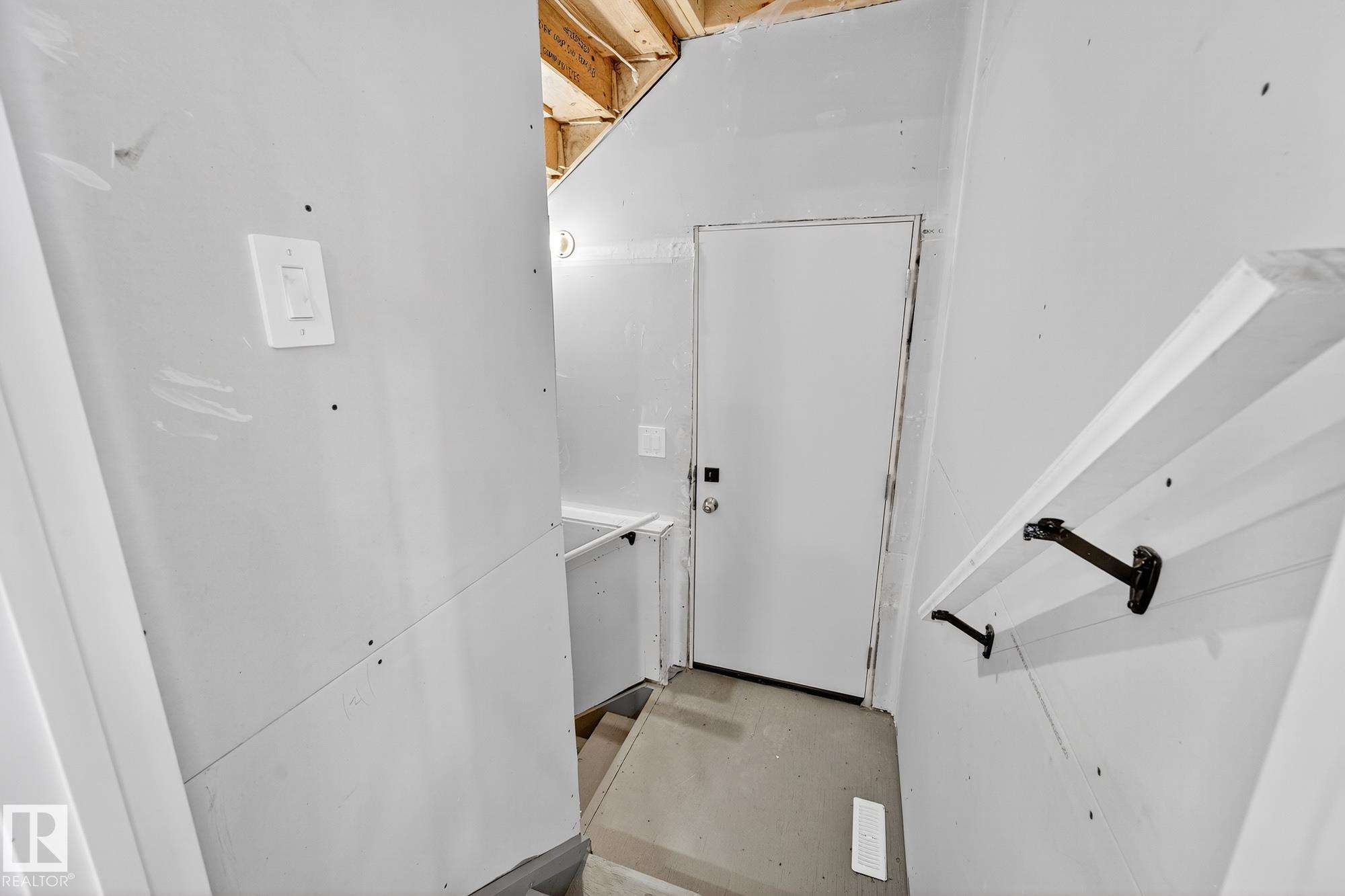 Photo 34 at 8207 Kiriak Loop SW, Keswick, Edmonton