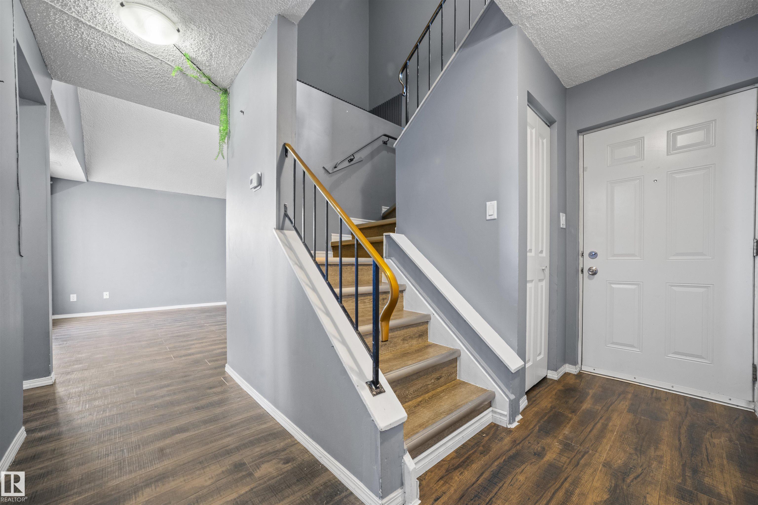 Photo 15 at 255 Lancaster Terrace NW, Dunluce, Edmonton