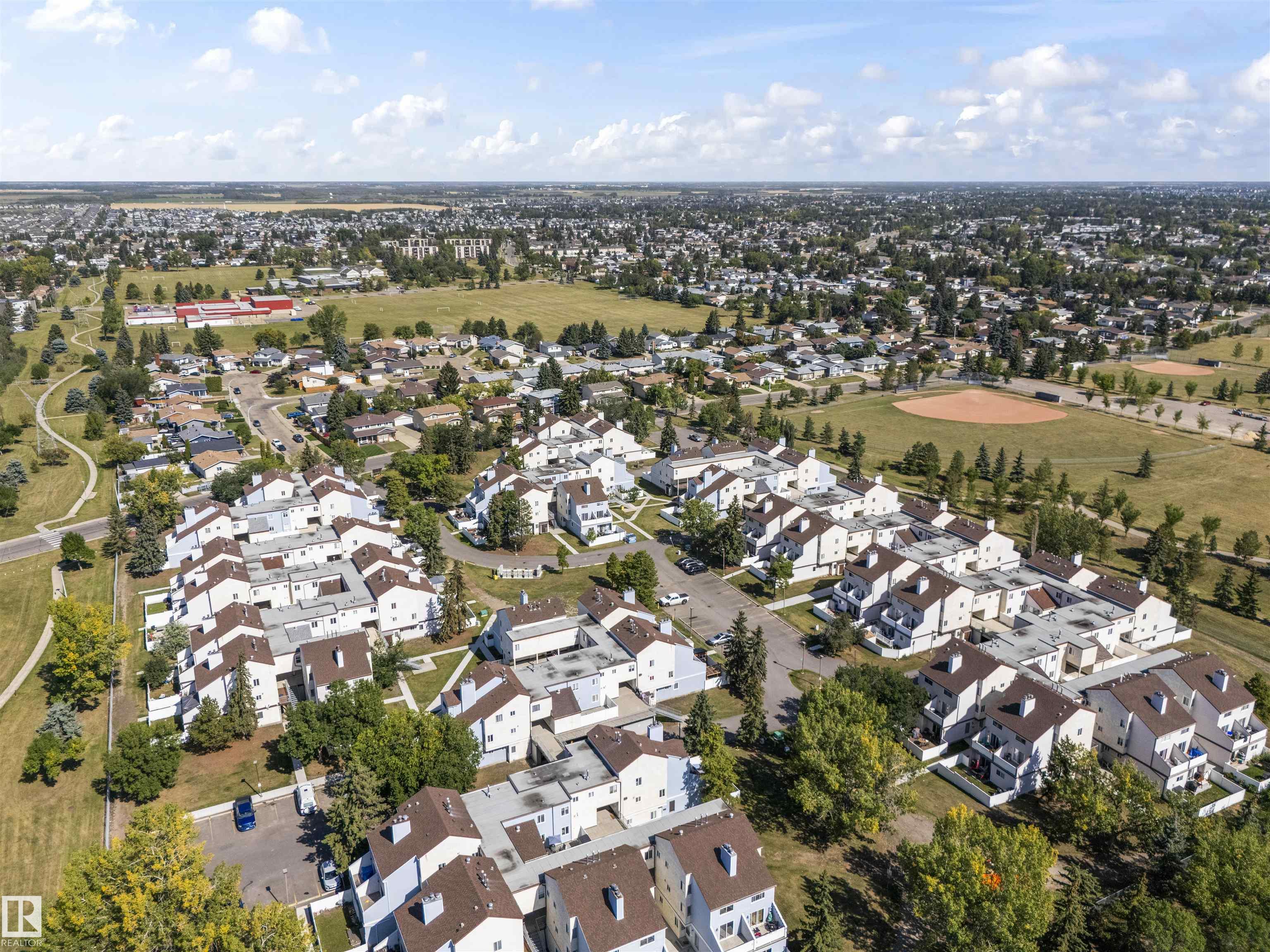 Photo 17 at 255 Lancaster Terrace NW, Dunluce, Edmonton