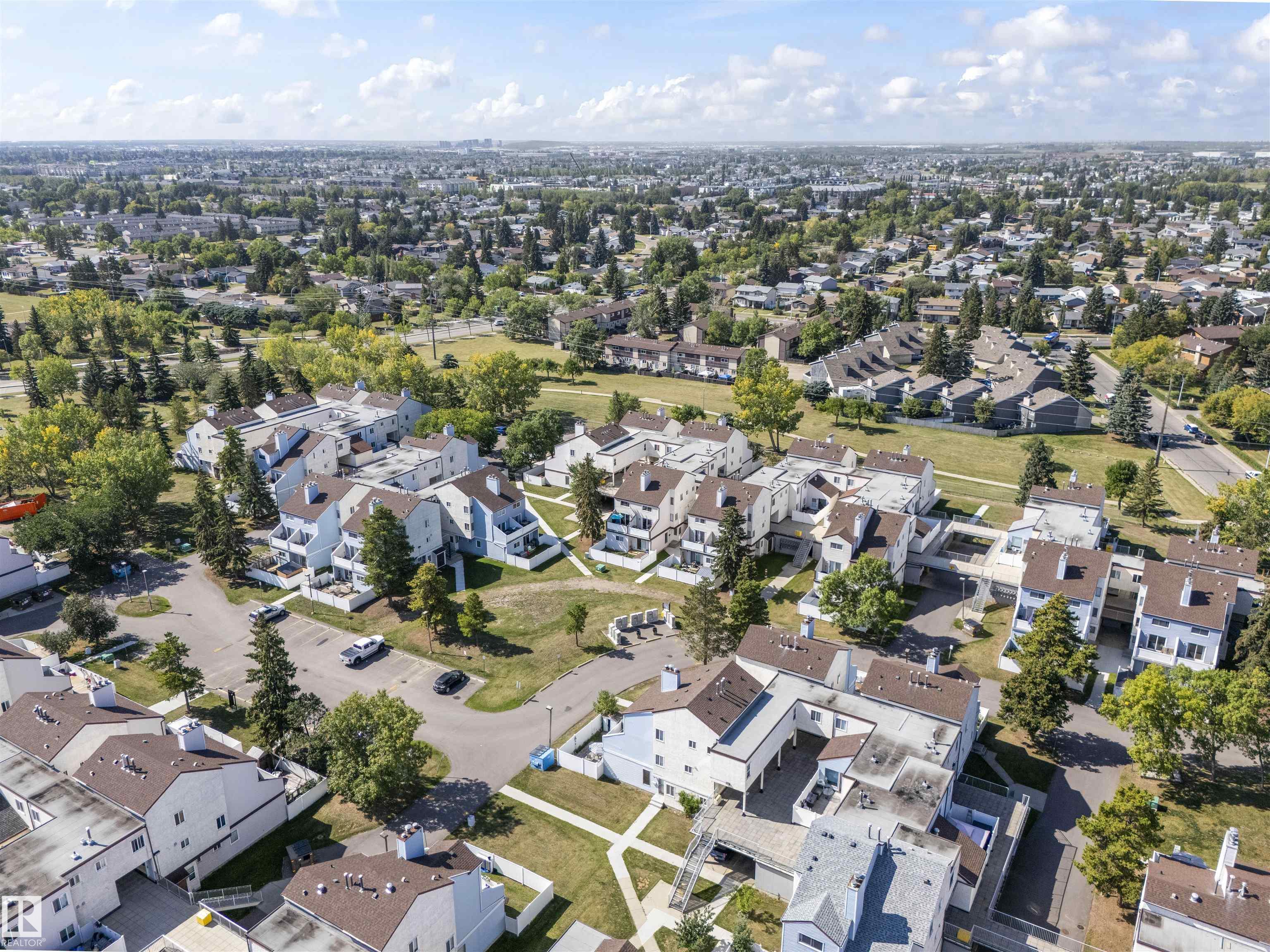 Photo 18 at 255 Lancaster Terrace NW, Dunluce, Edmonton