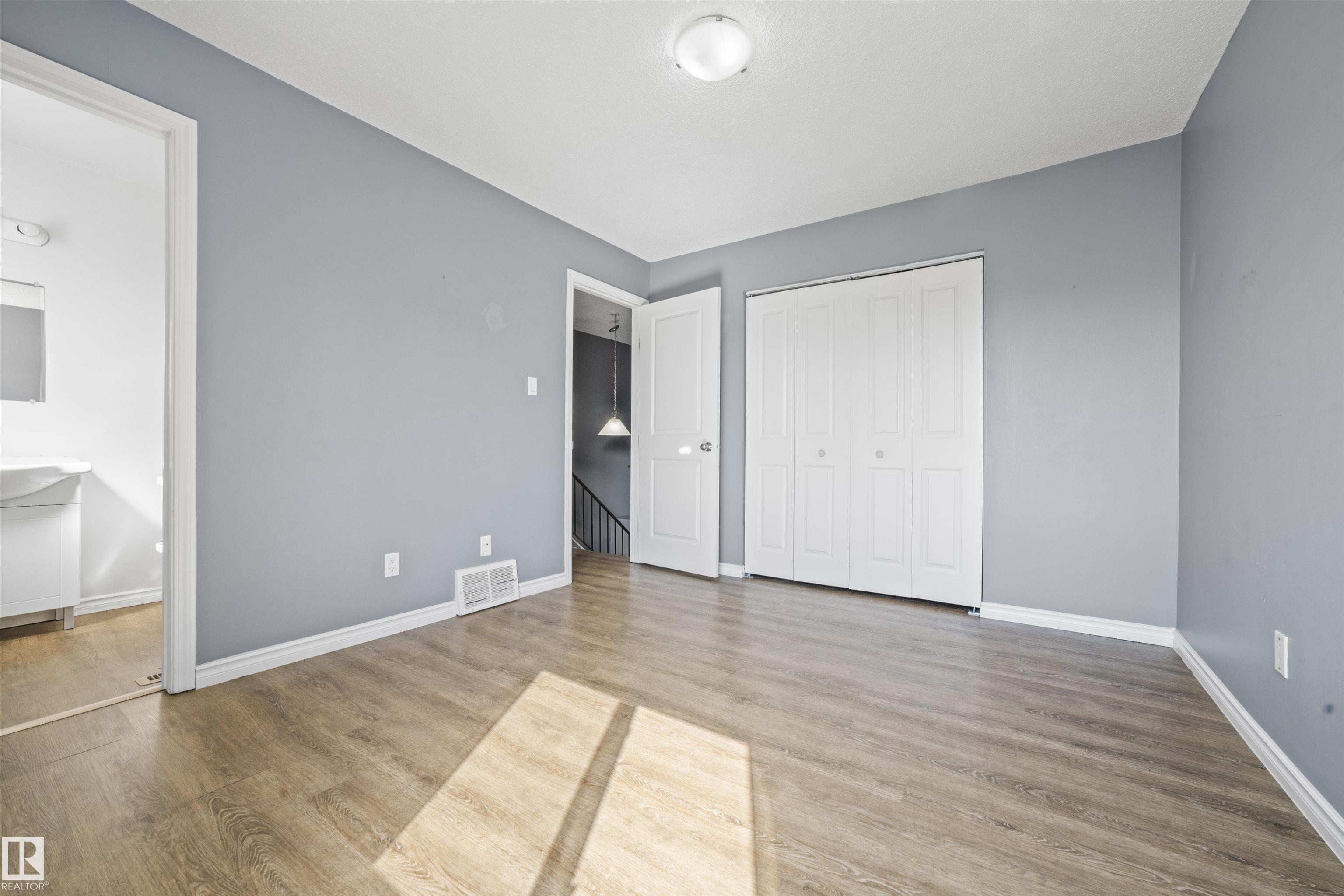 Picture for 255 LANCASTER TC NW