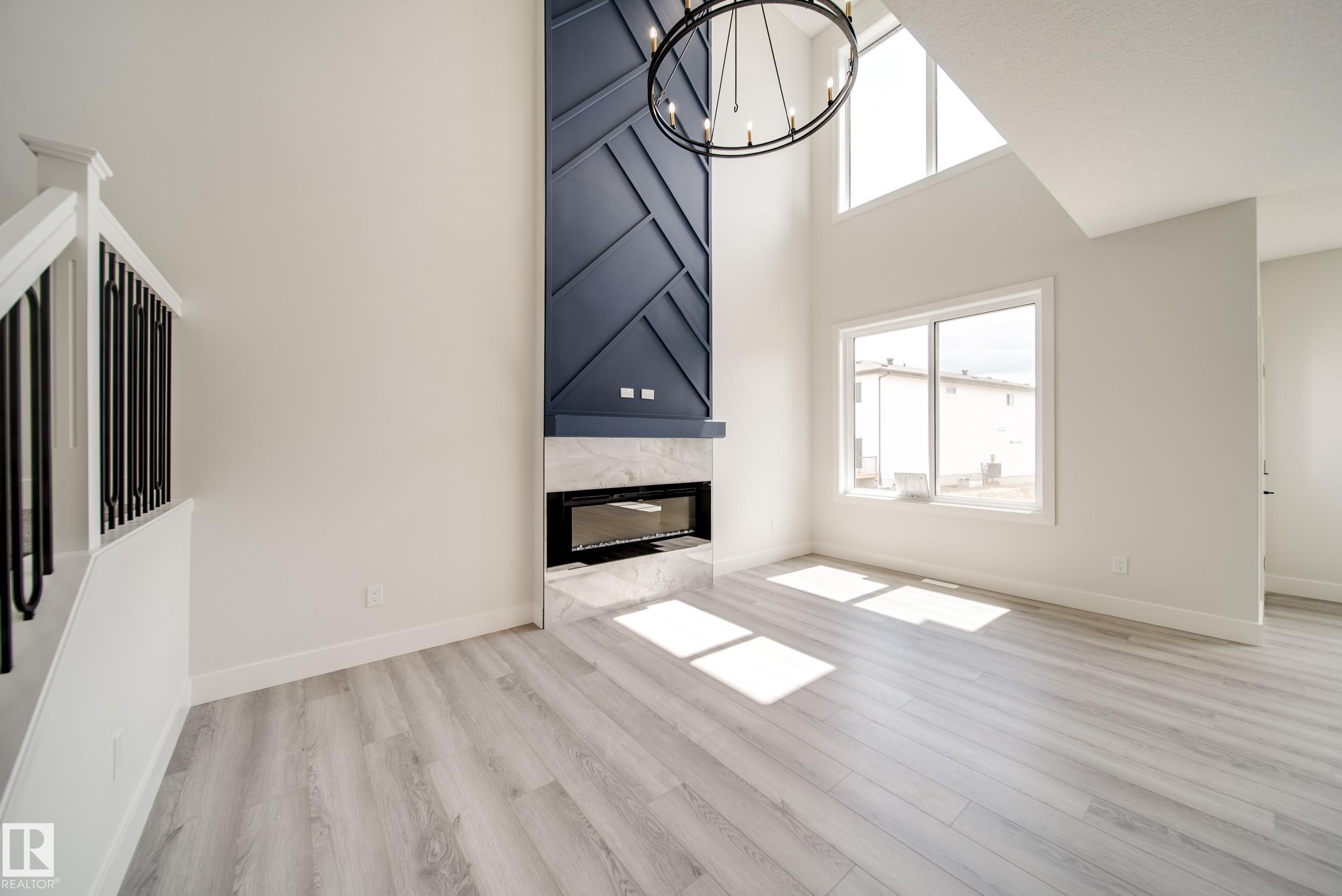 8747 183 Avenue NW, Klarvatten, Edmonton photo number 2