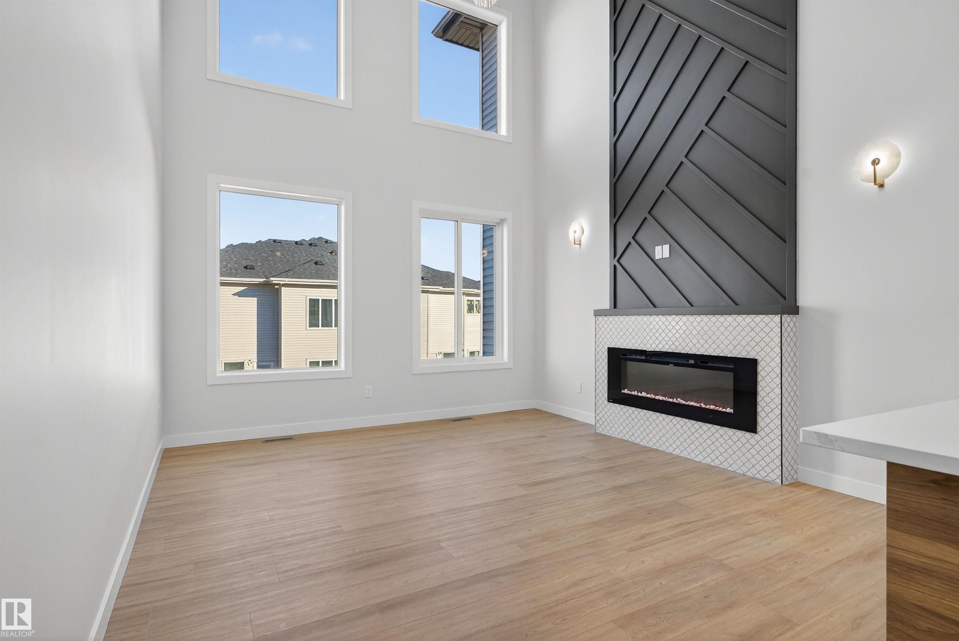 Photo 3 at 17 Hull Wynd, Hilldowns, Spruce Grove