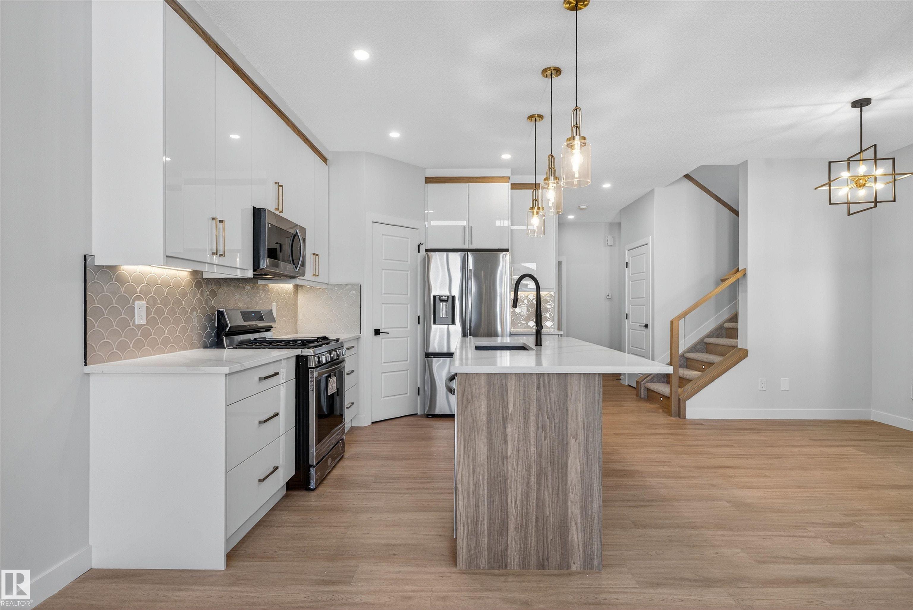 Photo 6 at 17 Hull Wynd, Hilldowns, Spruce Grove