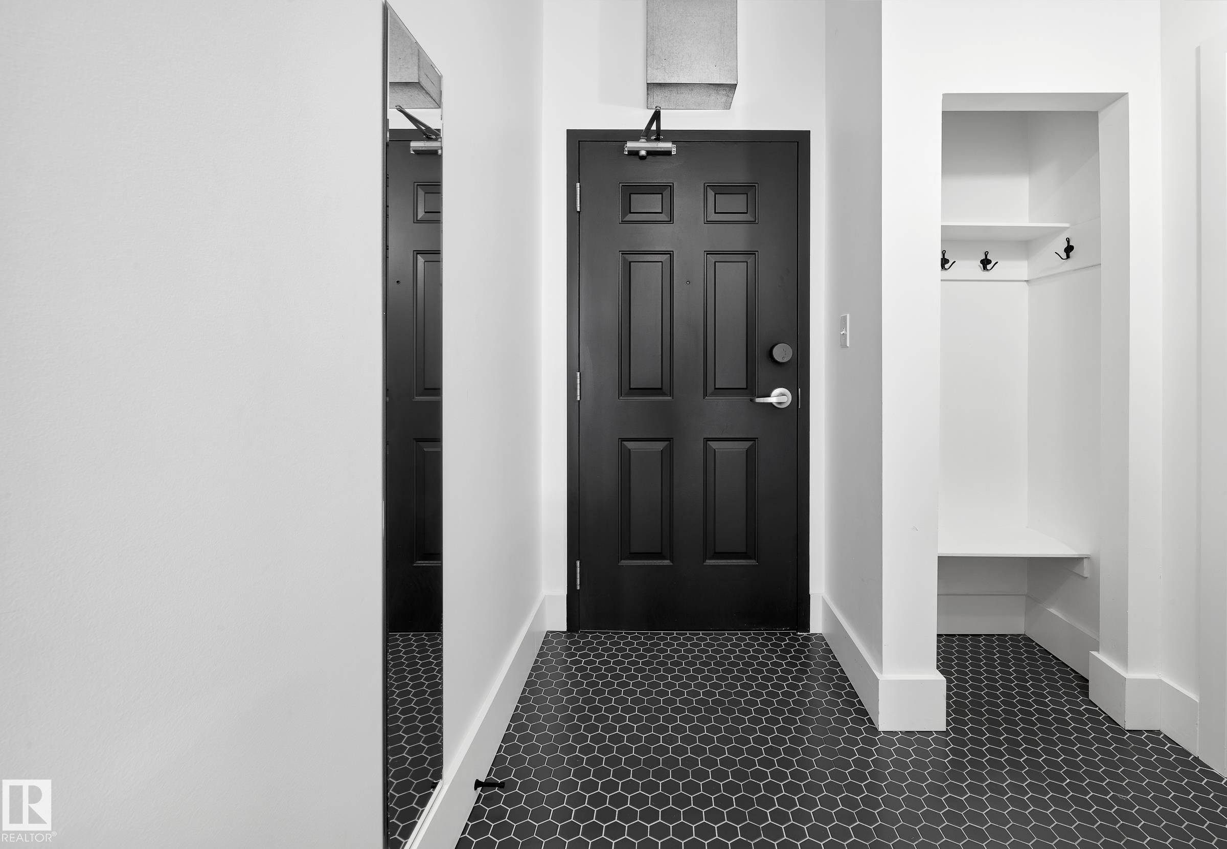 Photo 3 at 210 - 10024 Jasper Avenue NW, Downtown, Edmonton