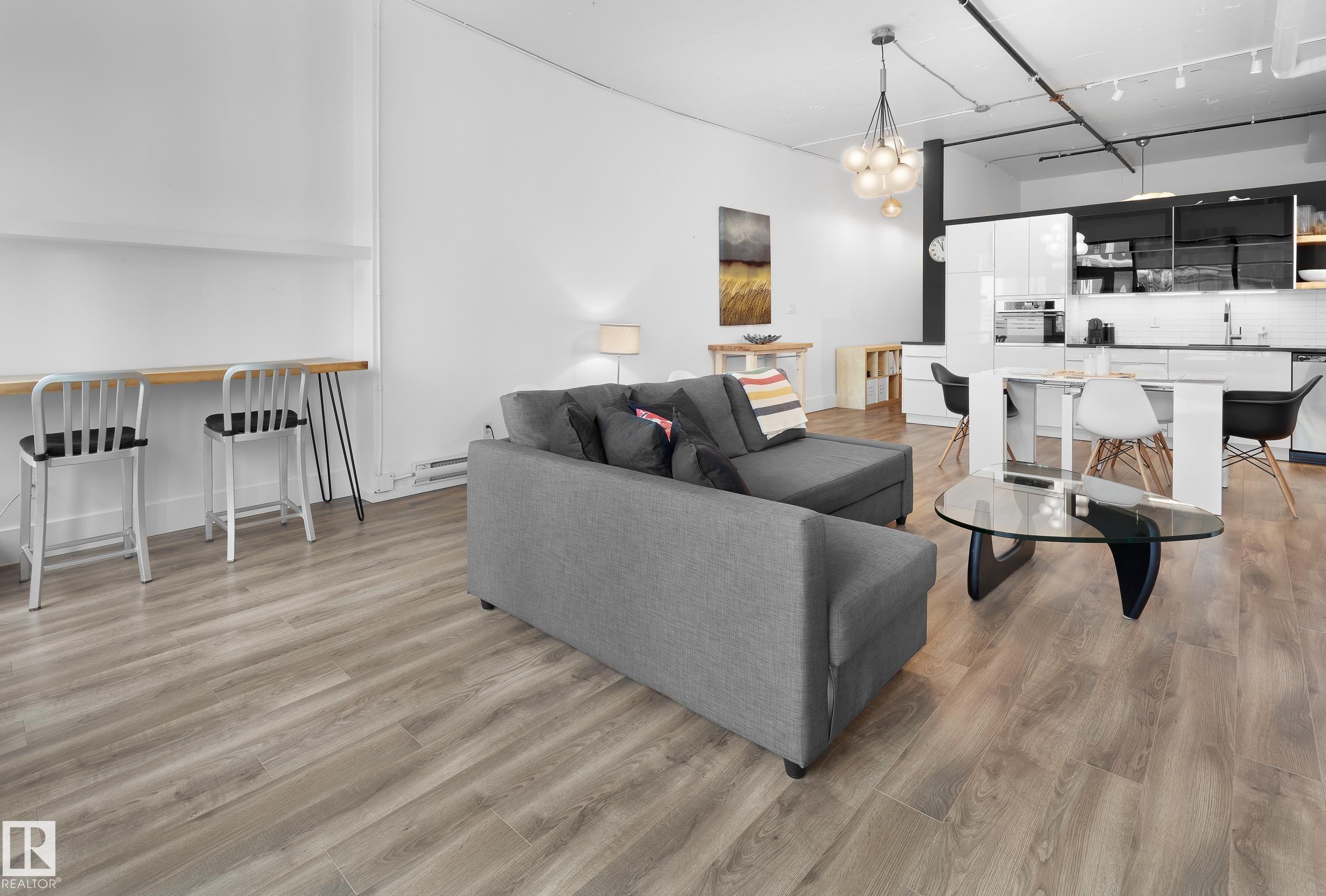 Photo 10 at 210 - 10024 Jasper Avenue NW, Downtown, Edmonton