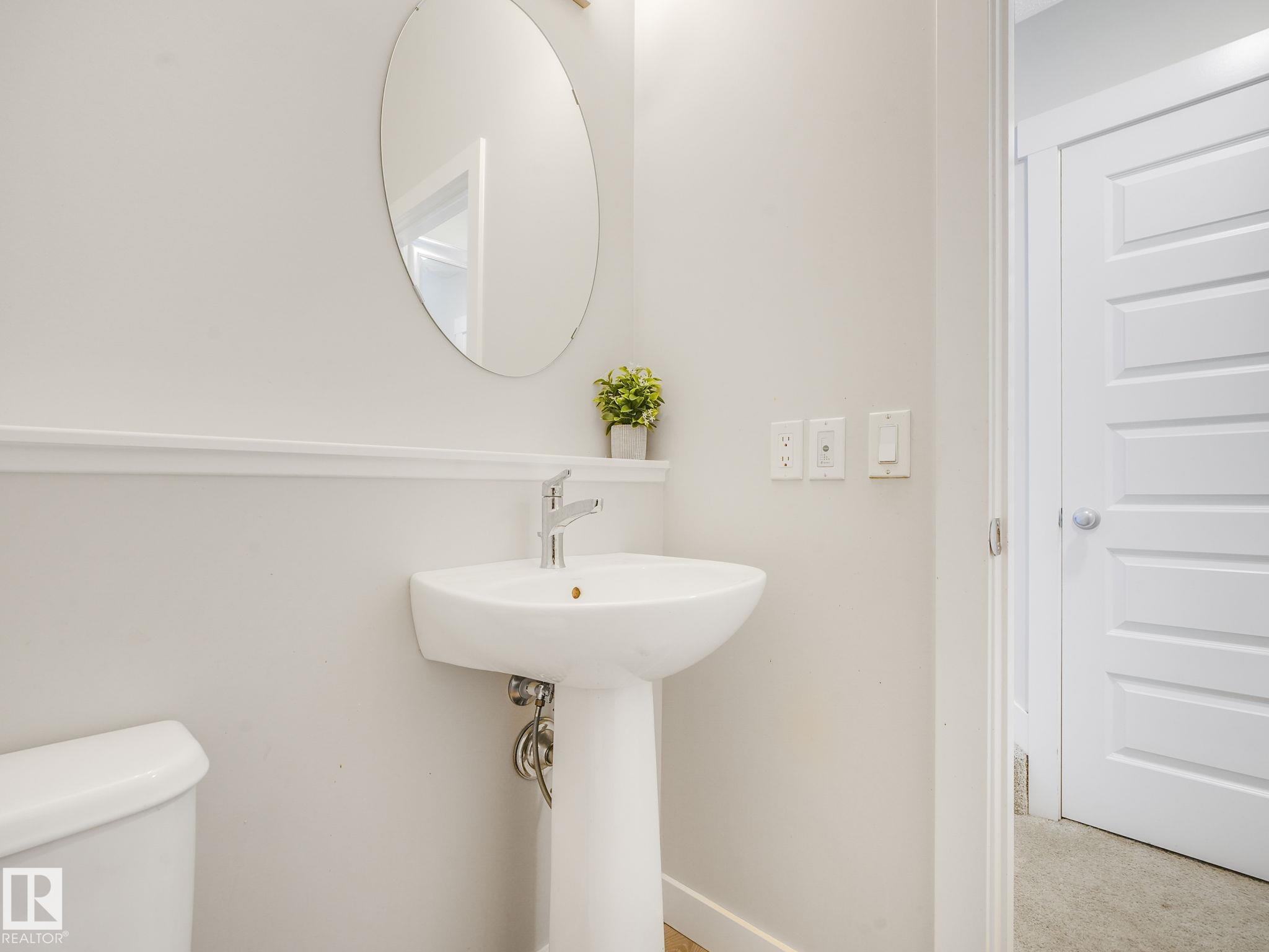 Photo 14 at 648 Lewis Greens Drive NW, Stewart Greens, Edmonton