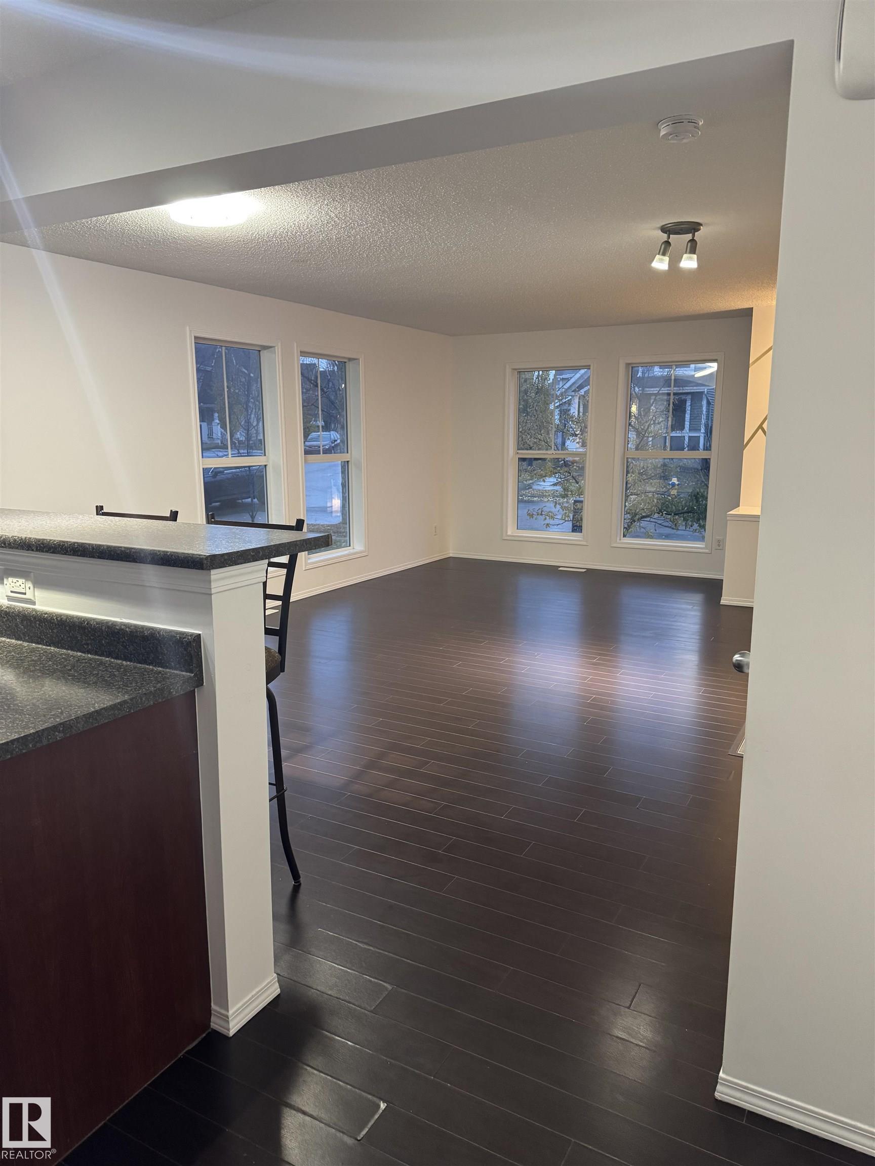 Picture for 7112 19A AV SW