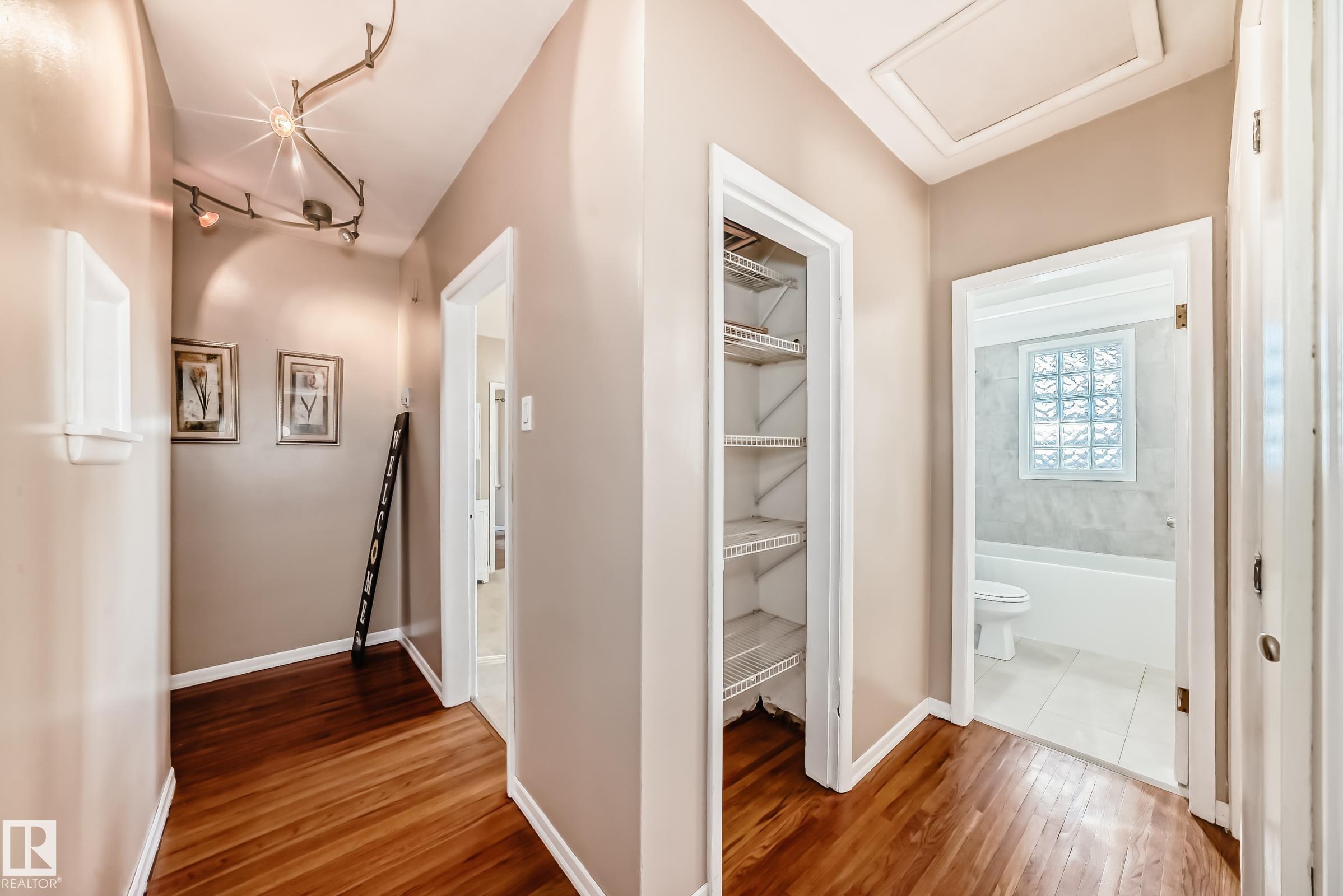 Photo 29 at 12807 121 Avenue NW, Sherbrooke, Edmonton