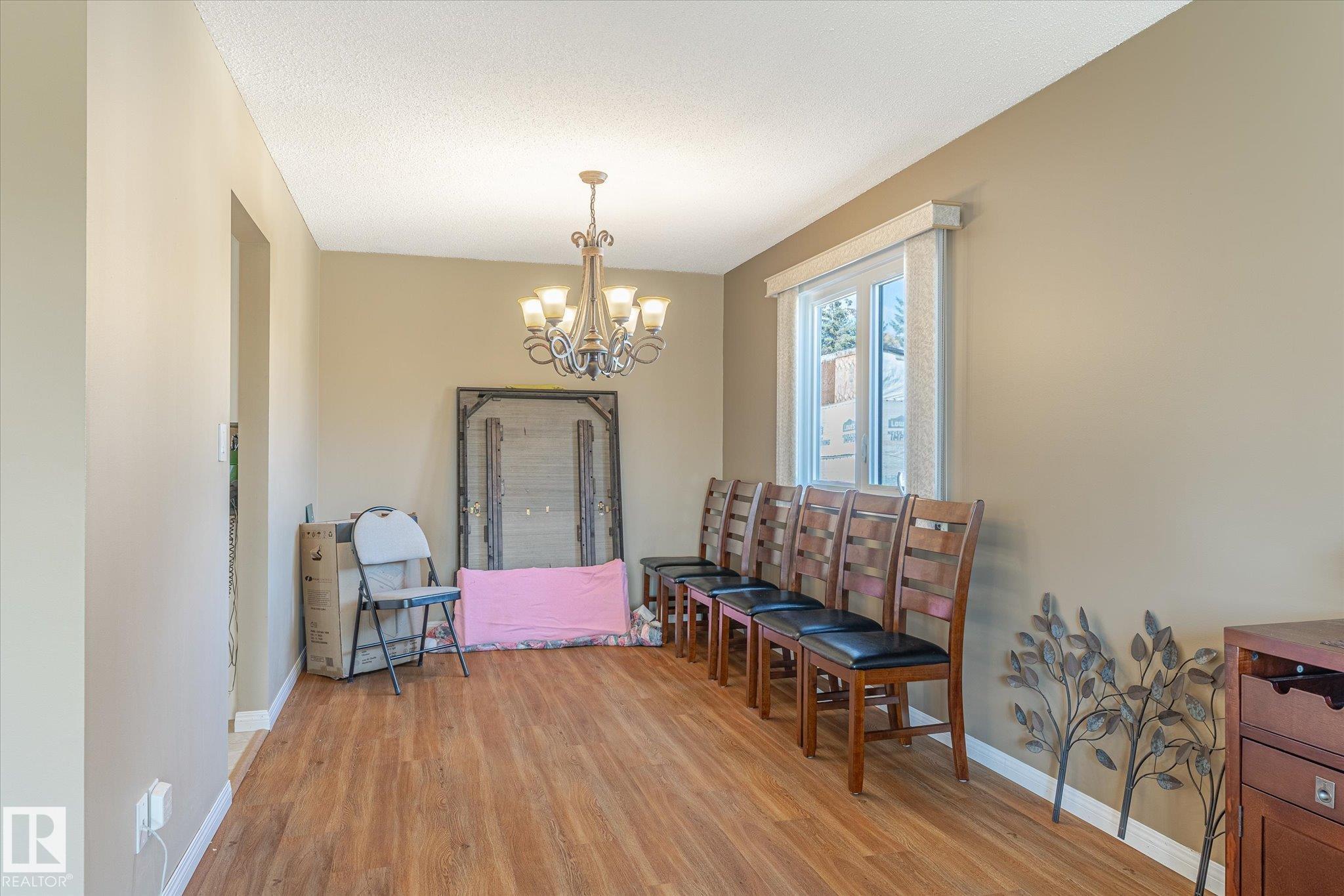 Photo 14 at 23 Annette Crescent, Akinsdale, St. Albert