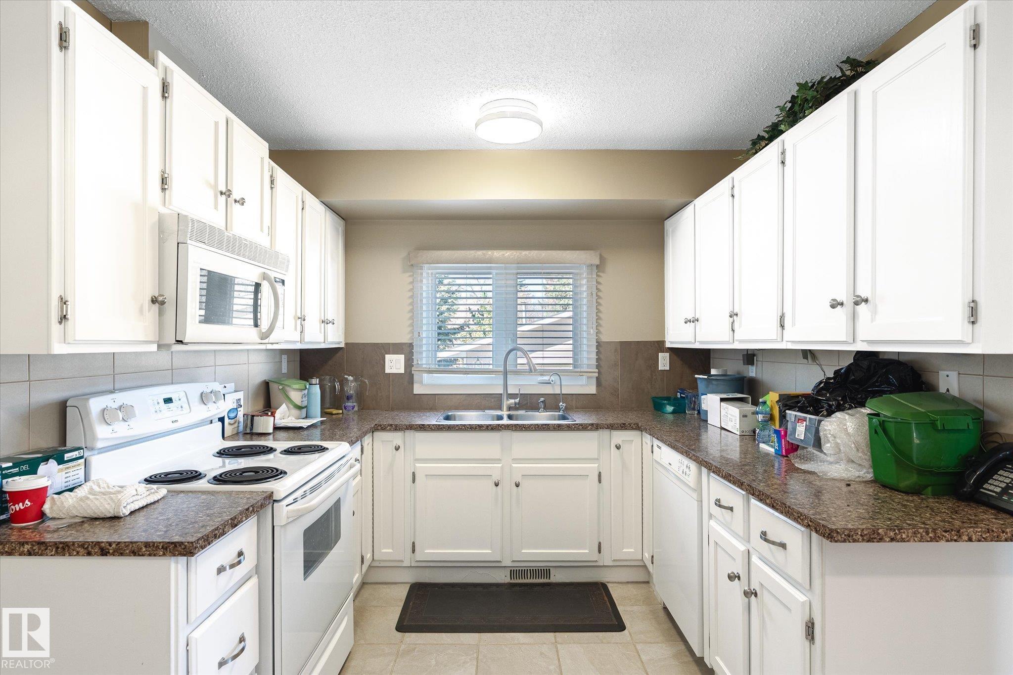 Photo 16 at 23 Annette Crescent, Akinsdale, St. Albert