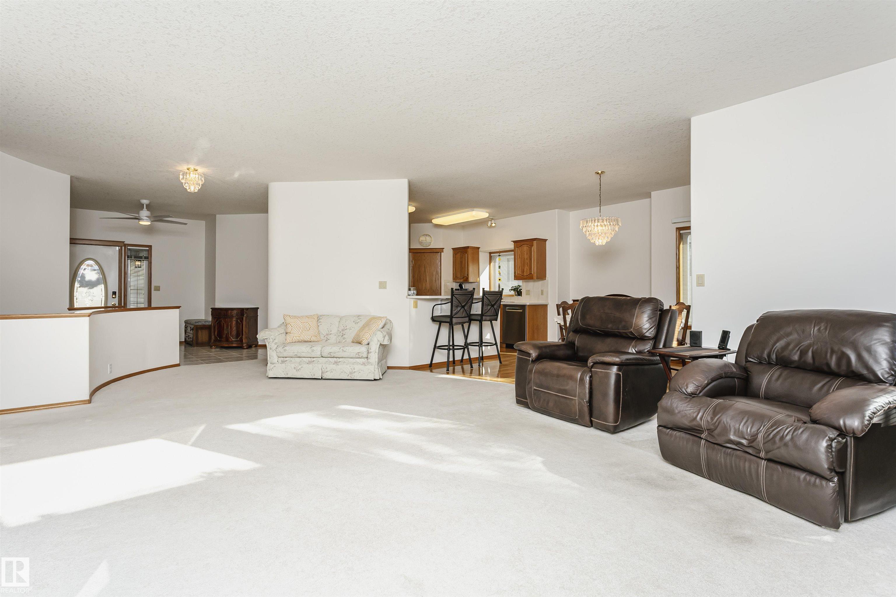 Photo 11 at 121 Regal, The Ridge, Sherwood Park