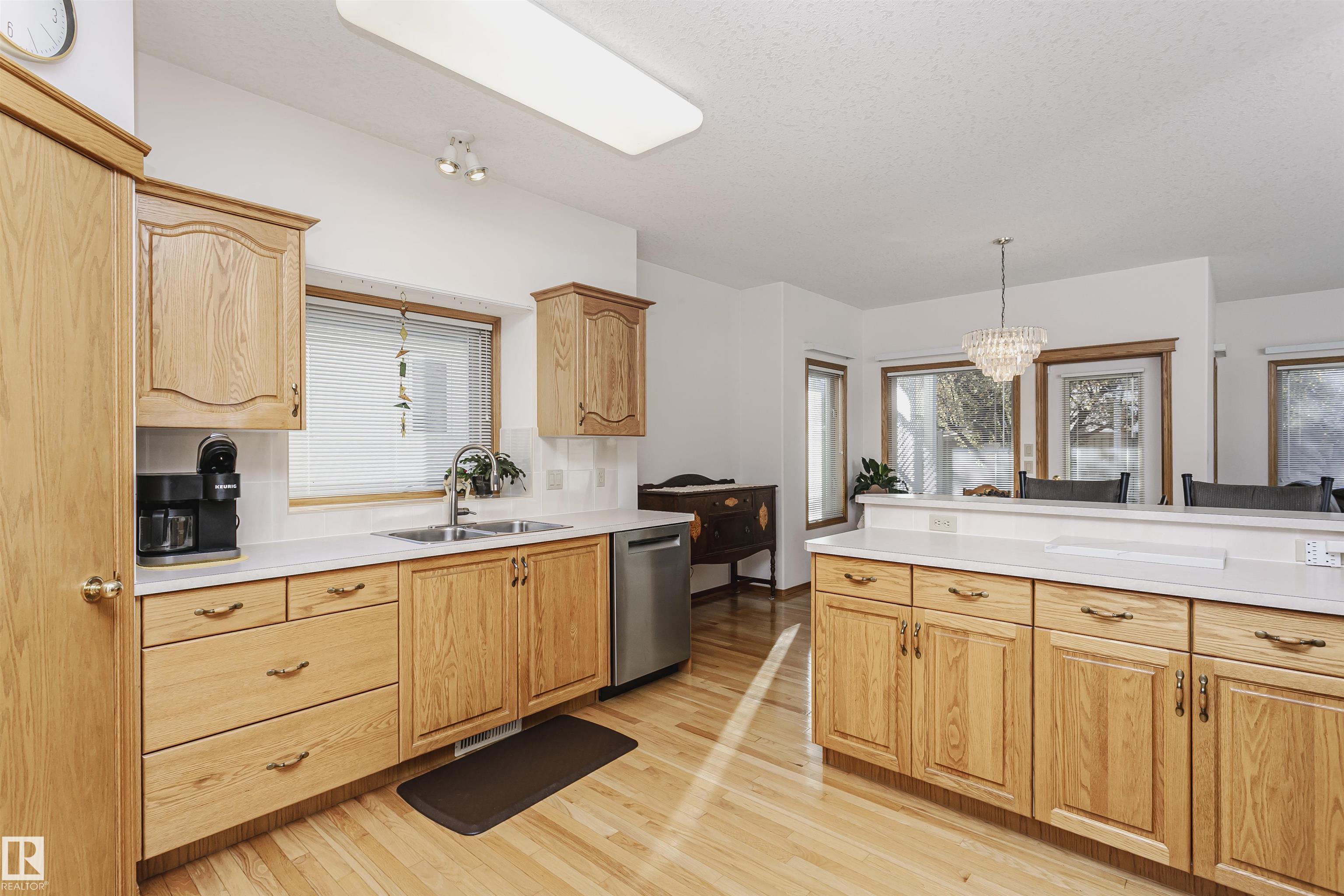 Photo 14 at 121 Regal, The Ridge, Sherwood Park