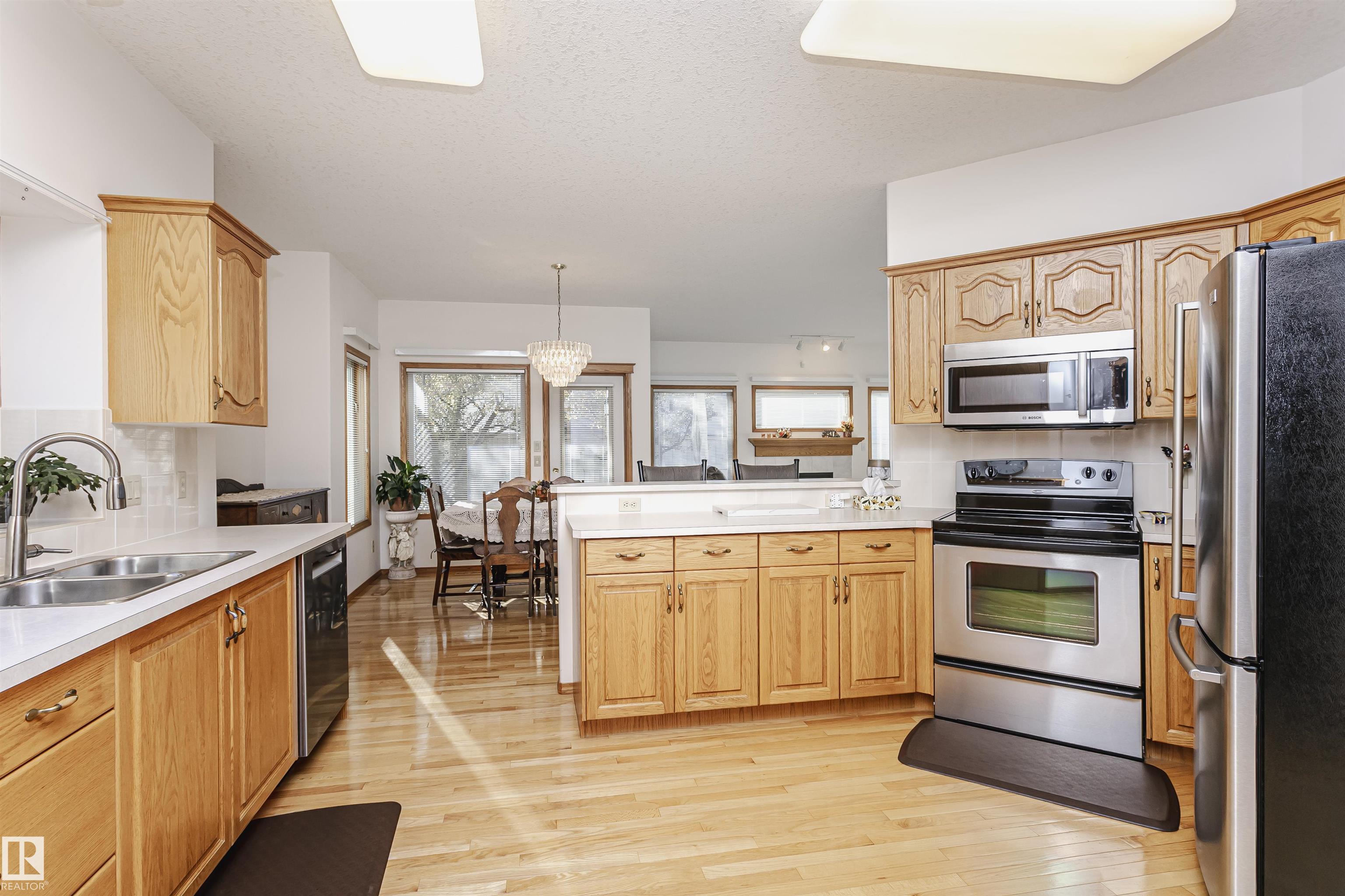 Photo 16 at 121 Regal, The Ridge, Sherwood Park