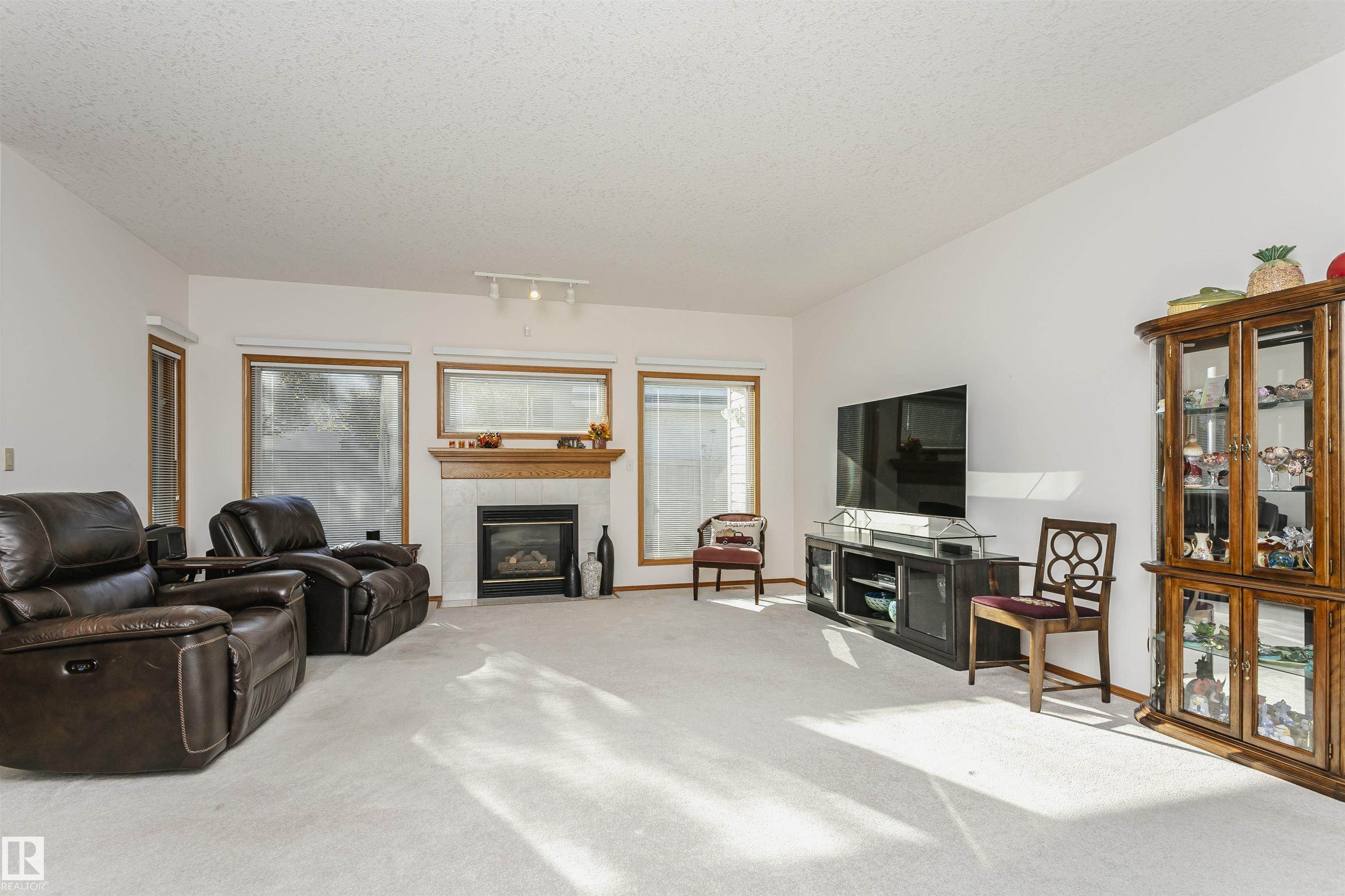 Photo 8 at 121 Regal, The Ridge, Sherwood Park