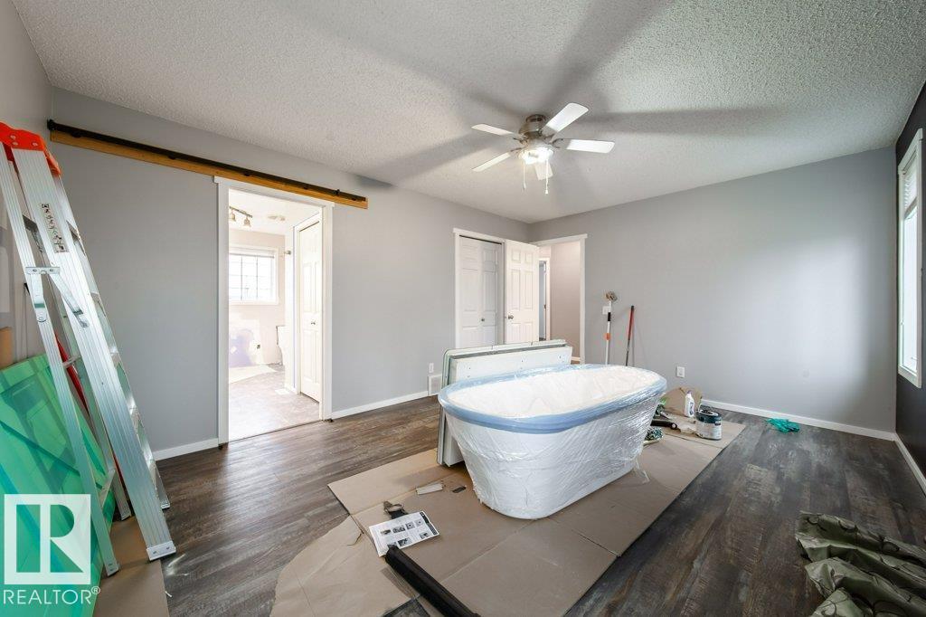 Photo 22 at 6 Lansing, Lakewood, Spruce Grove