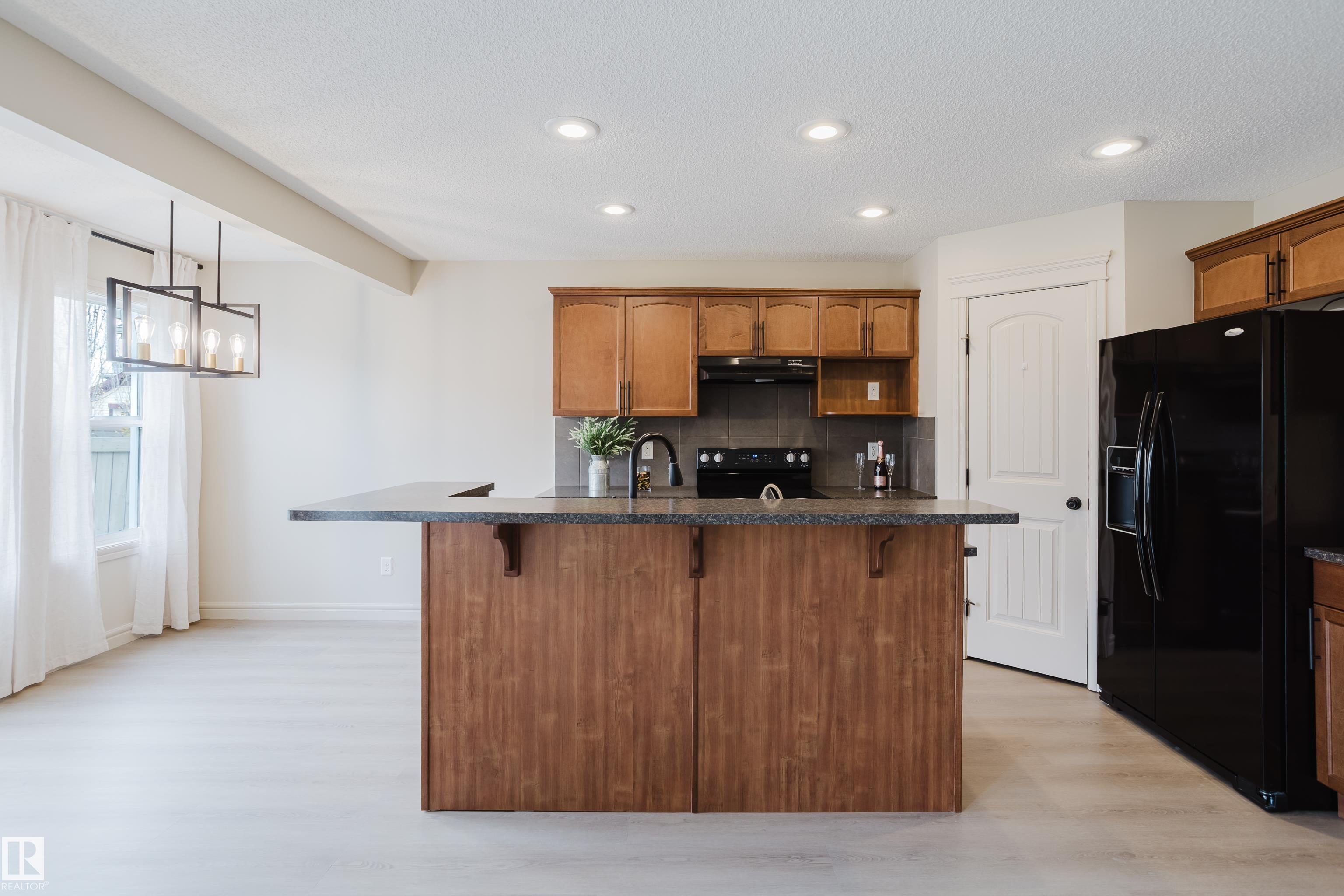 Picture for 1739 56 ST SW SW