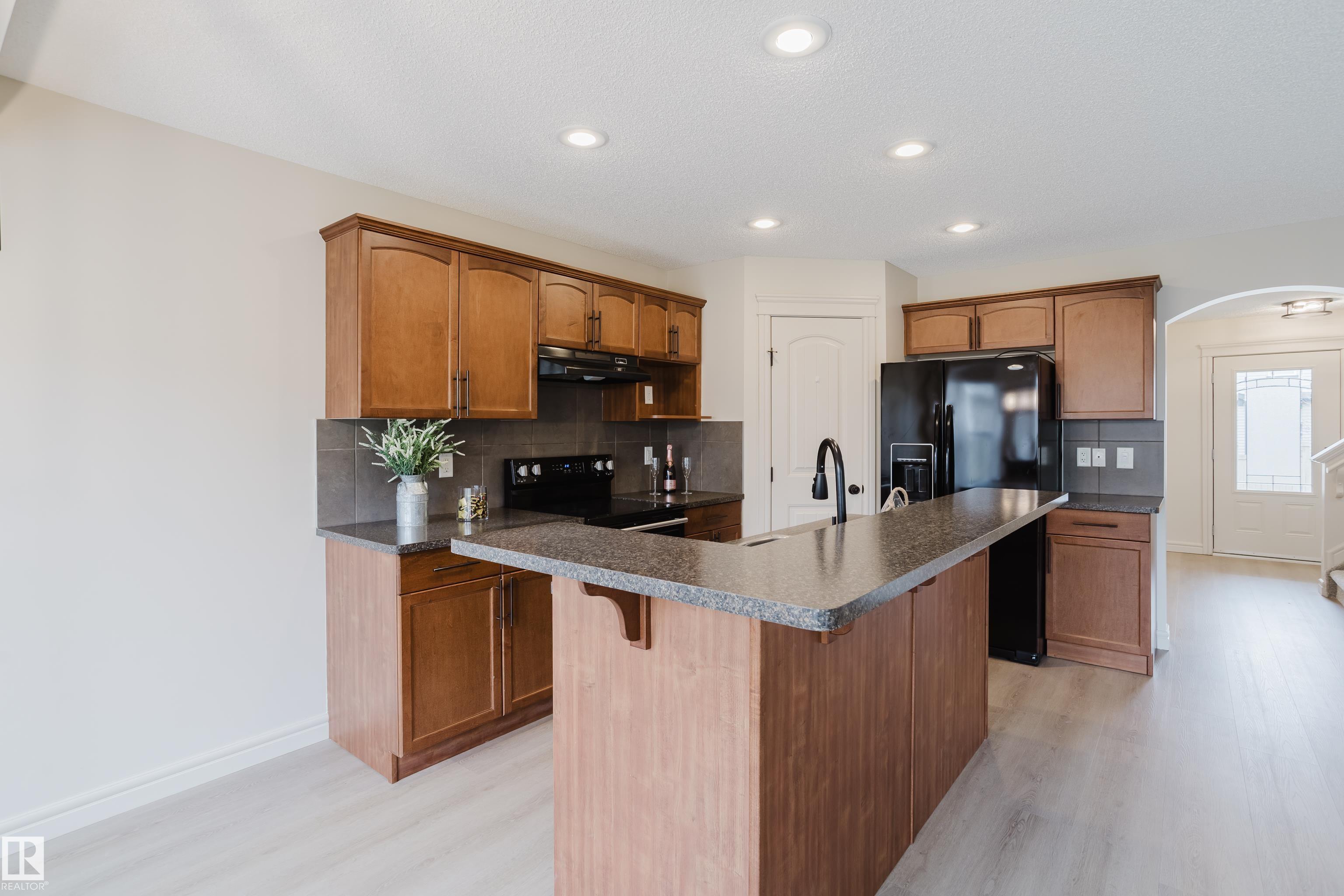 Picture for 1739 56 ST SW SW