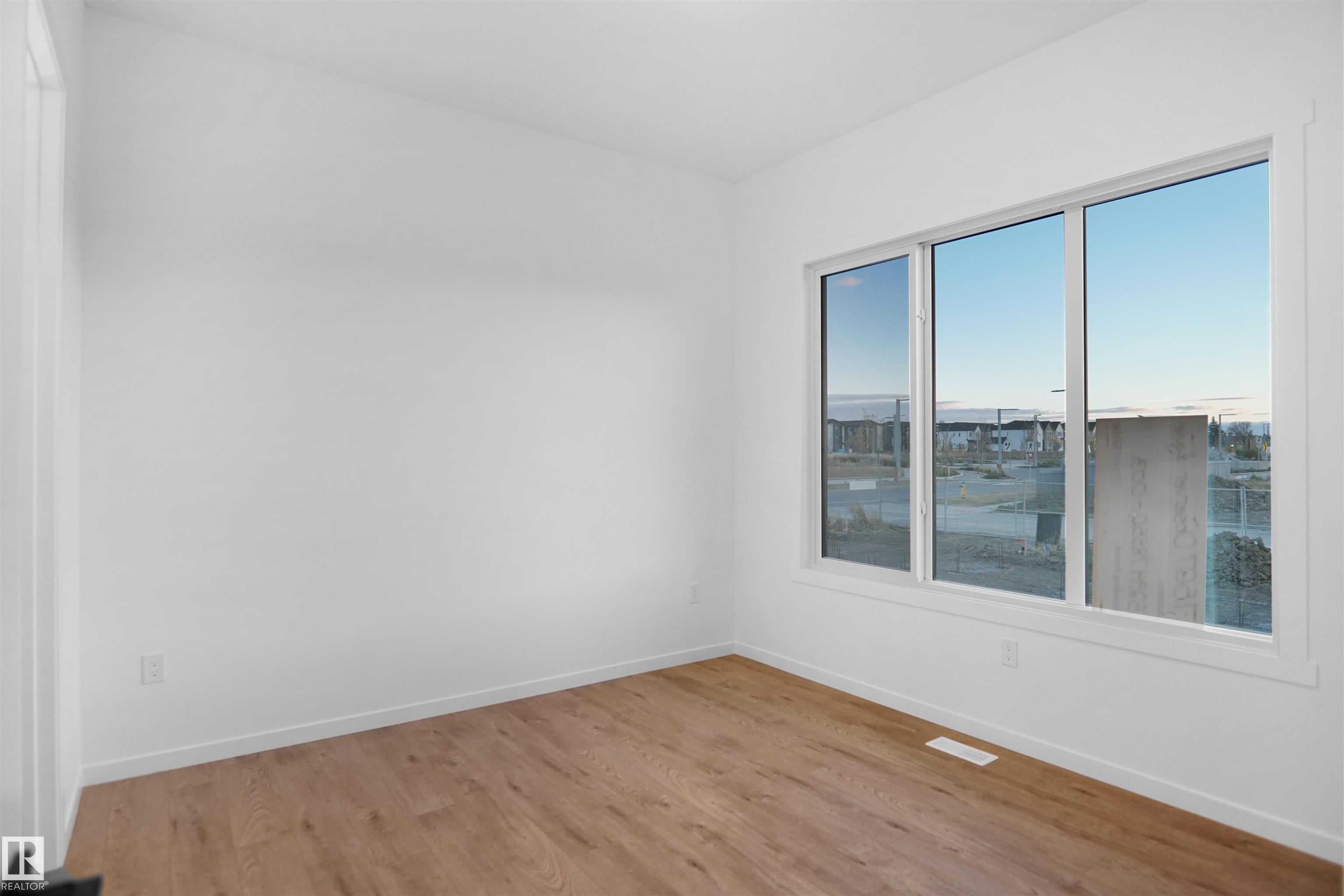 Photo 13 at 7507 Observer Lane NW, Blatchford Area, Edmonton