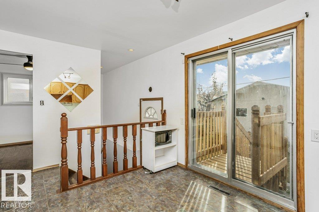 Photo 18 at 6211 134 Avenue NW, Belvedere, Edmonton