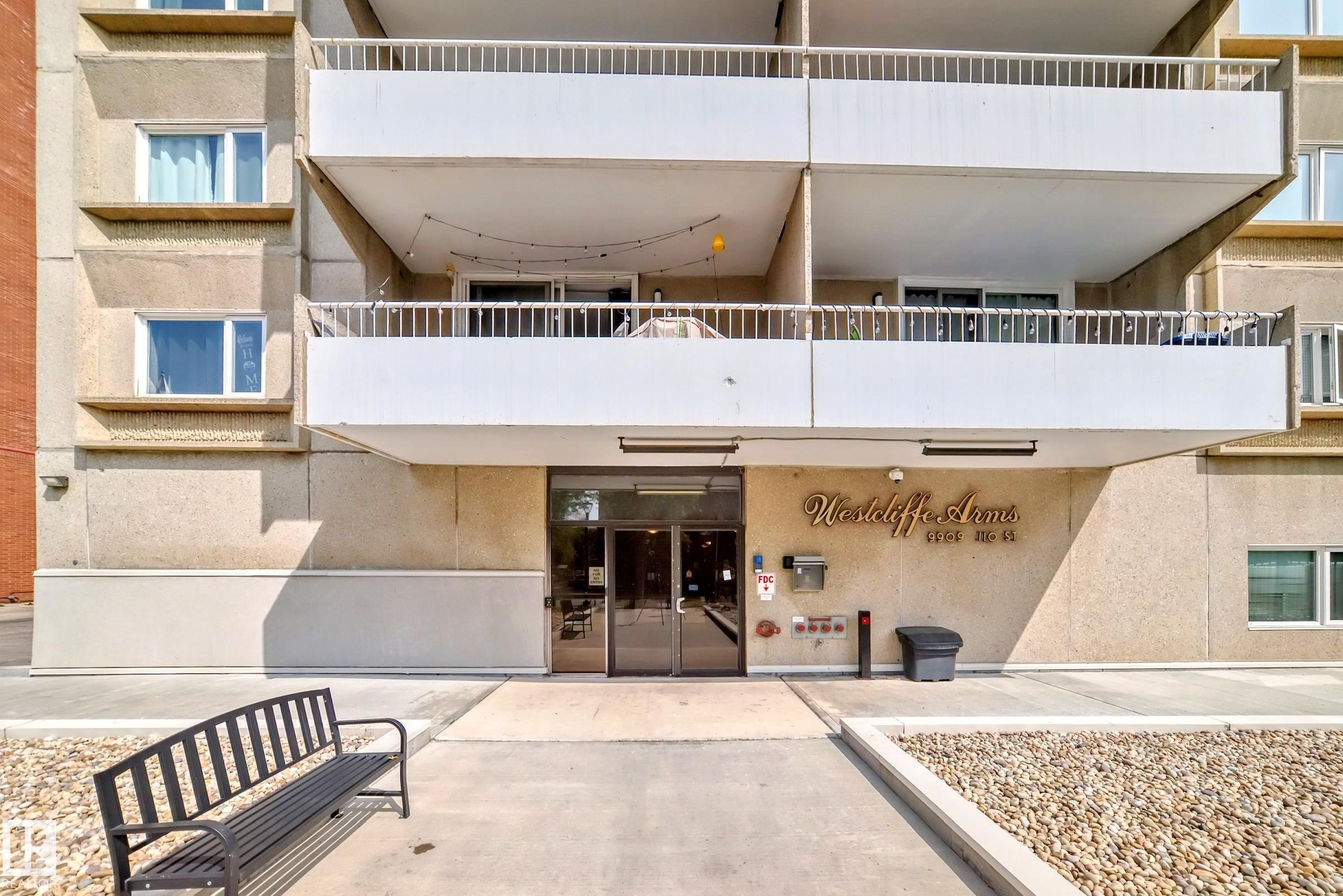 1601 - 9909 110 Street NW, Wîhkwêntôwin, Edmonton photo number 2